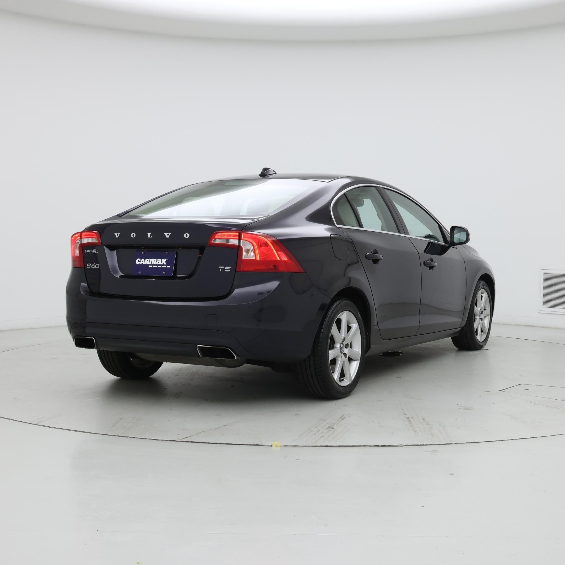 Thumbnail: 2016 Volvo S60 - 8