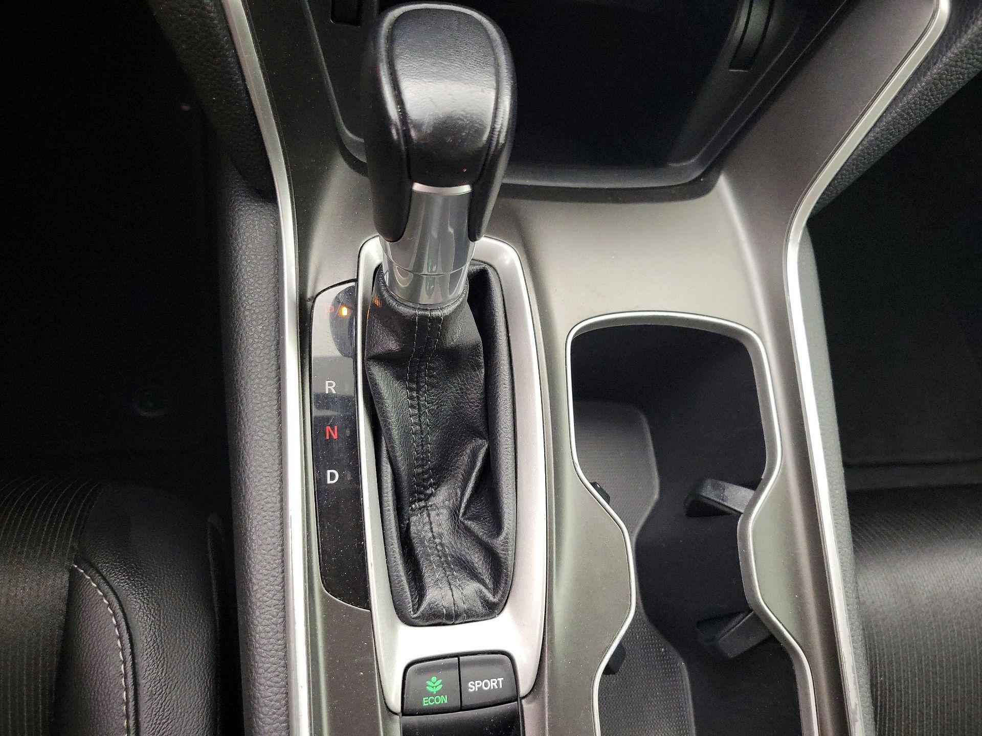 Thumbnail: 2019 Honda Accord - 17
