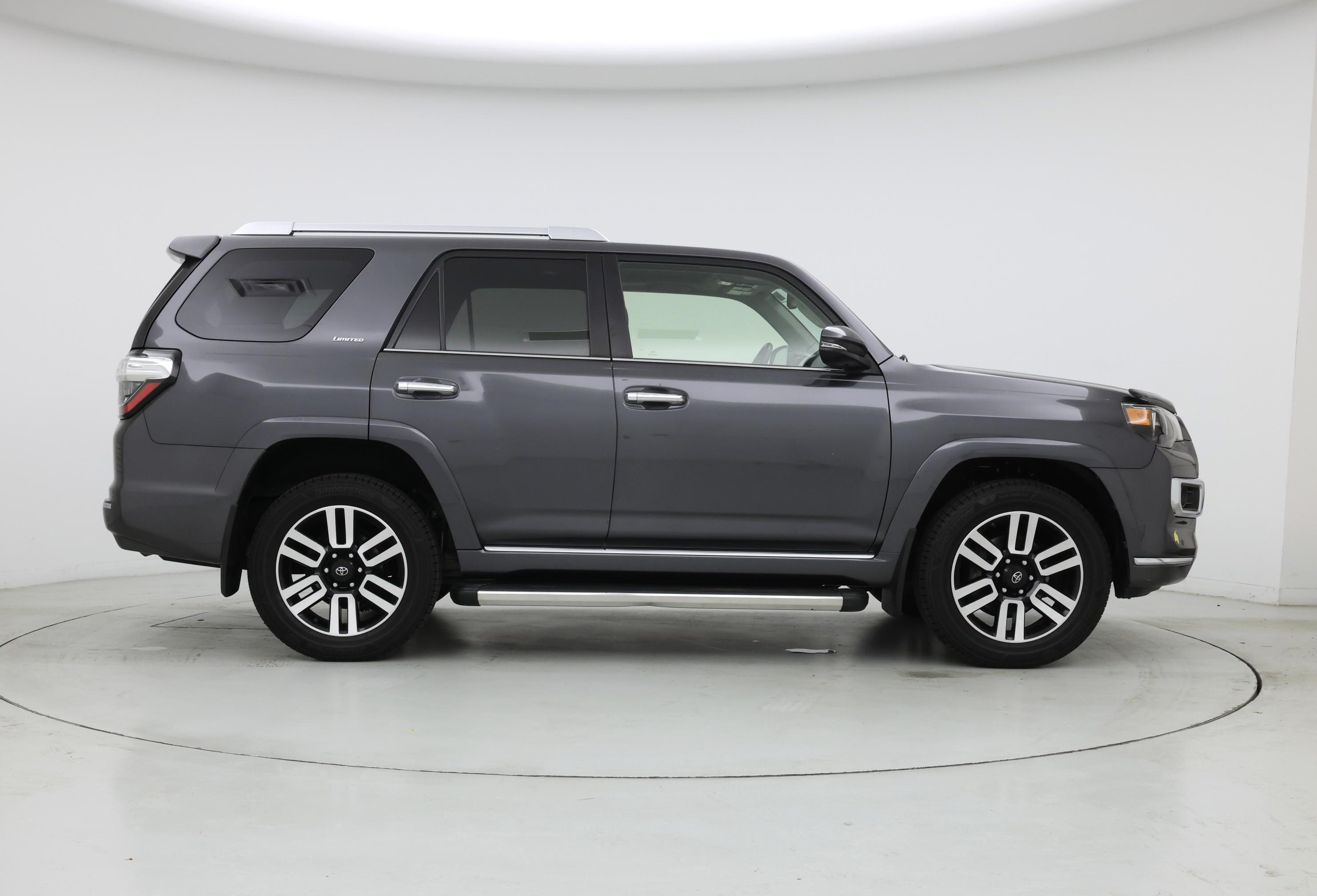 Thumbnail: 2020 Toyota 4Runner - 7
