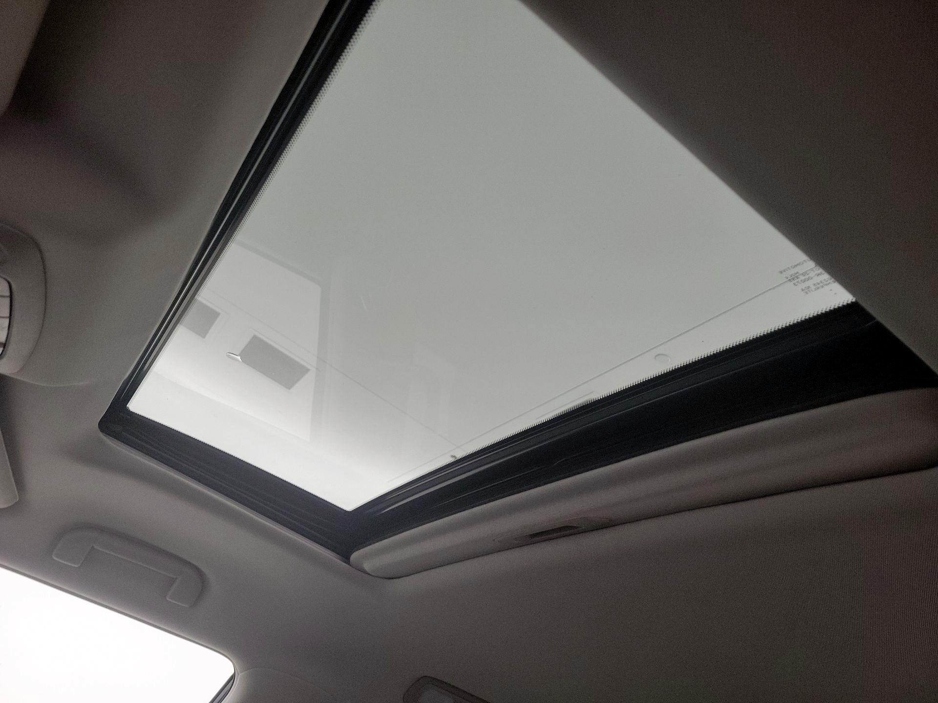 Thumbnail: 2022 Nissan Armada - 20