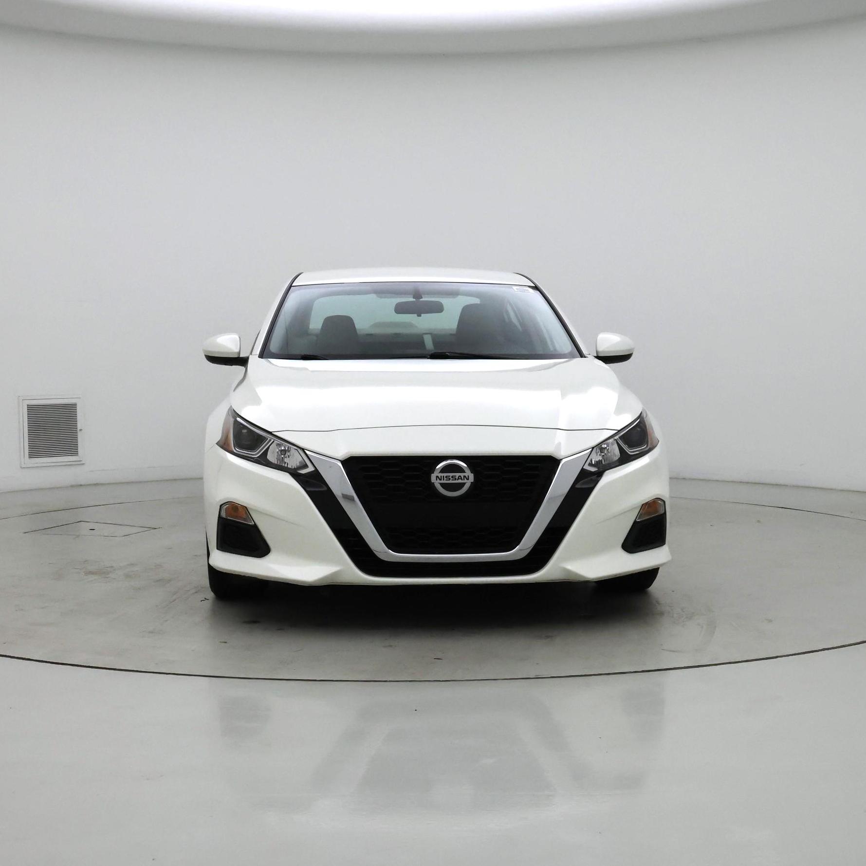 Thumbnail: 2019 Nissan Altima - 5