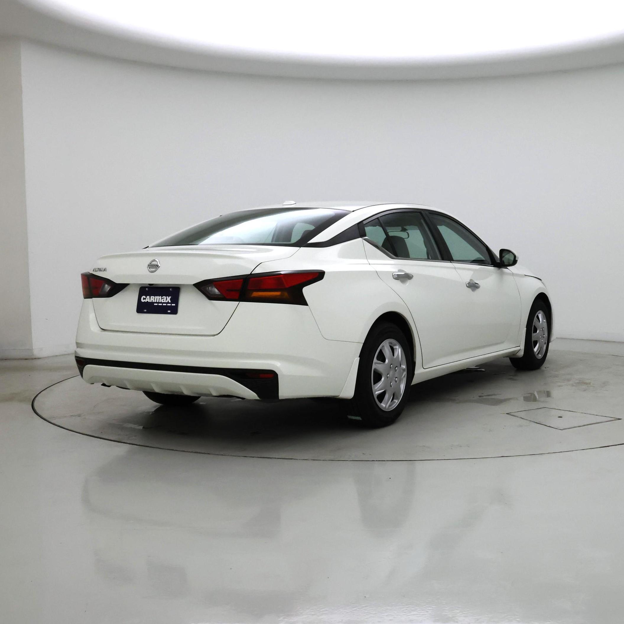 Thumbnail: 2019 Nissan Altima - 8