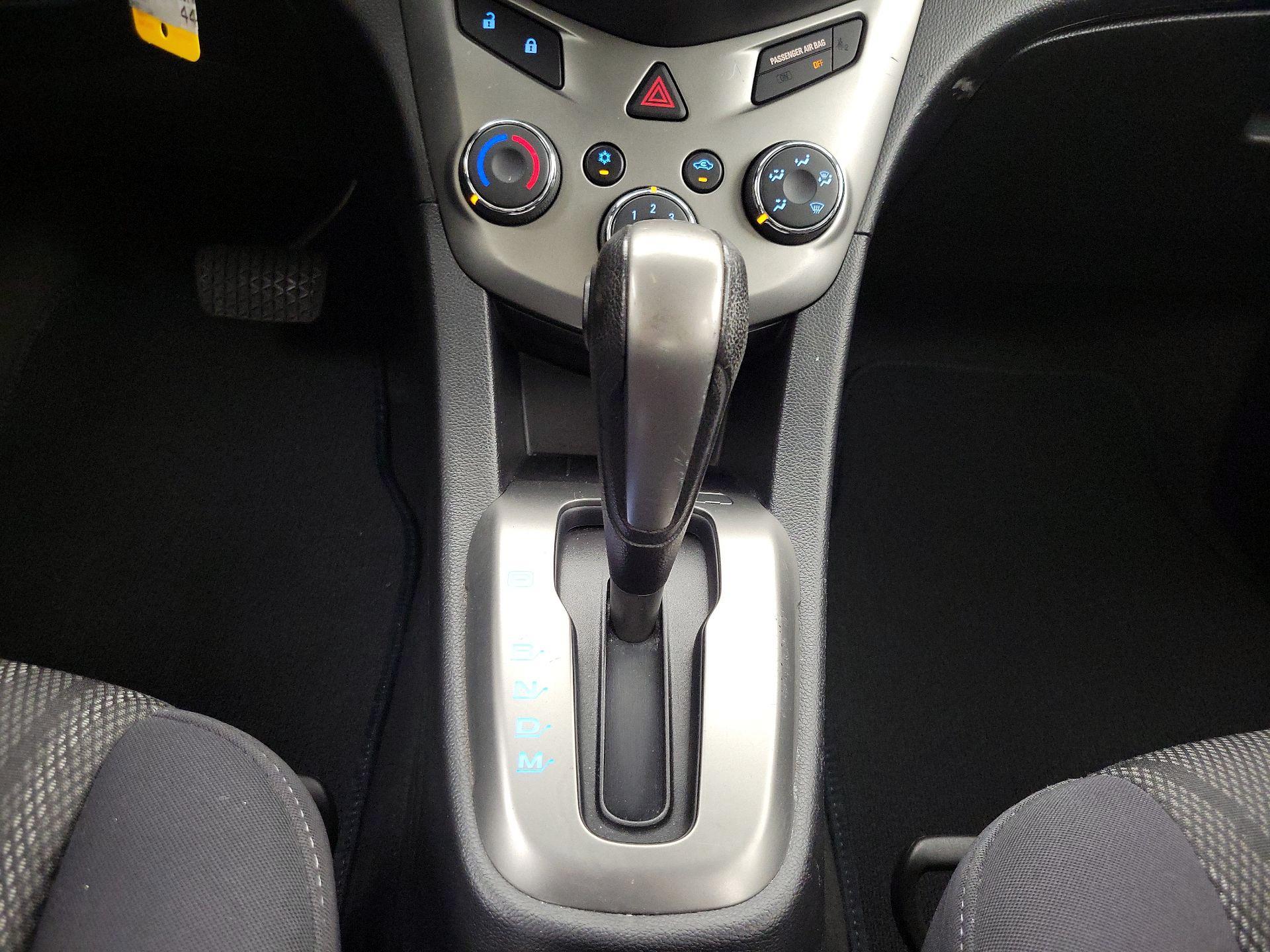 Thumbnail: 2015 Chevrolet Sonic - 16