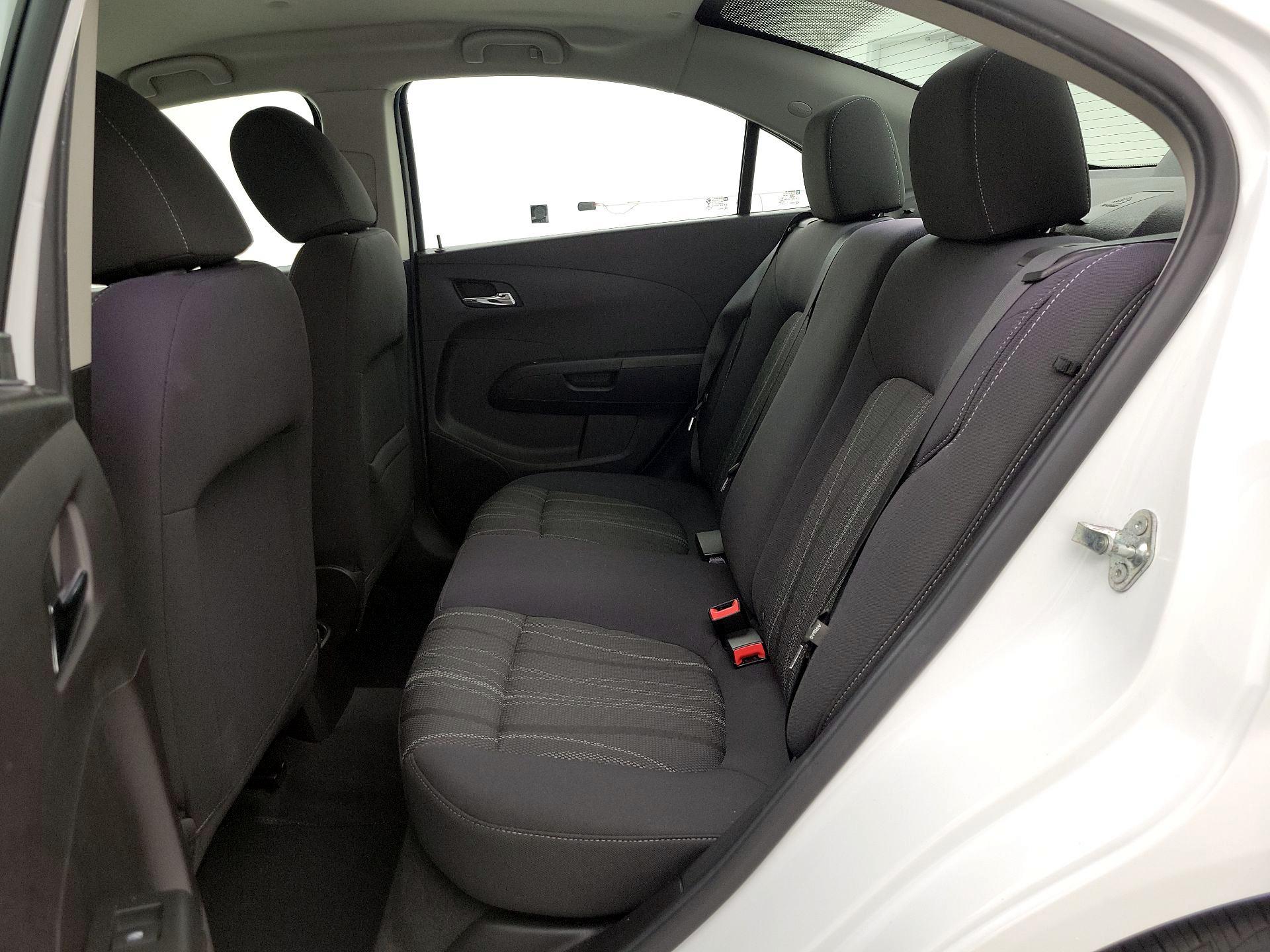 Thumbnail: 2015 Chevrolet Sonic - 18