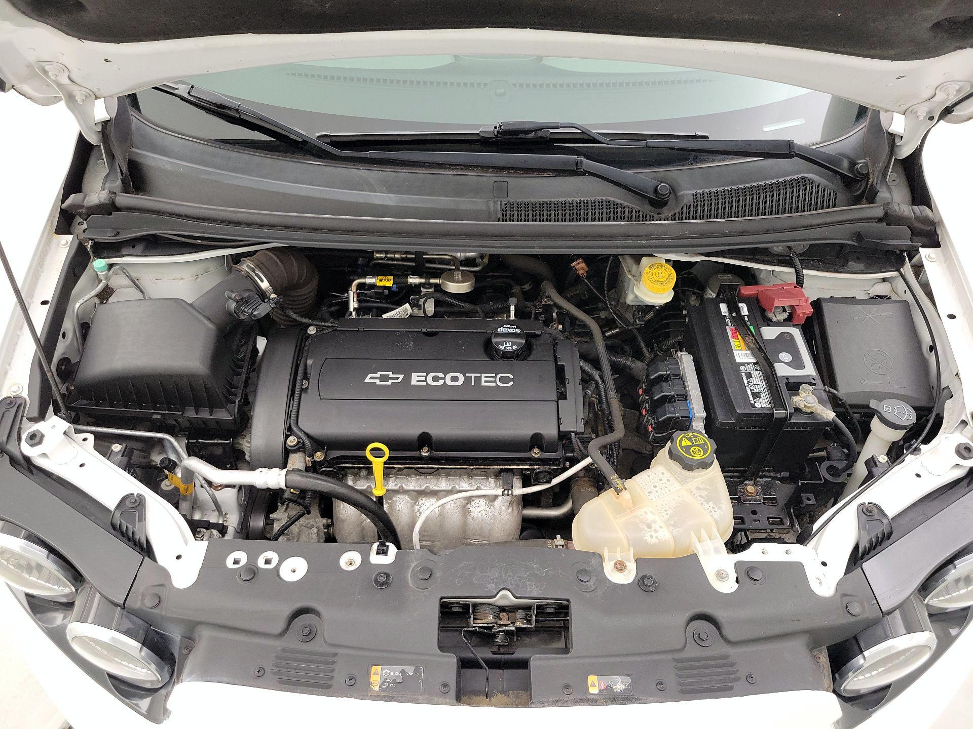 Thumbnail: 2015 Chevrolet Sonic - 20