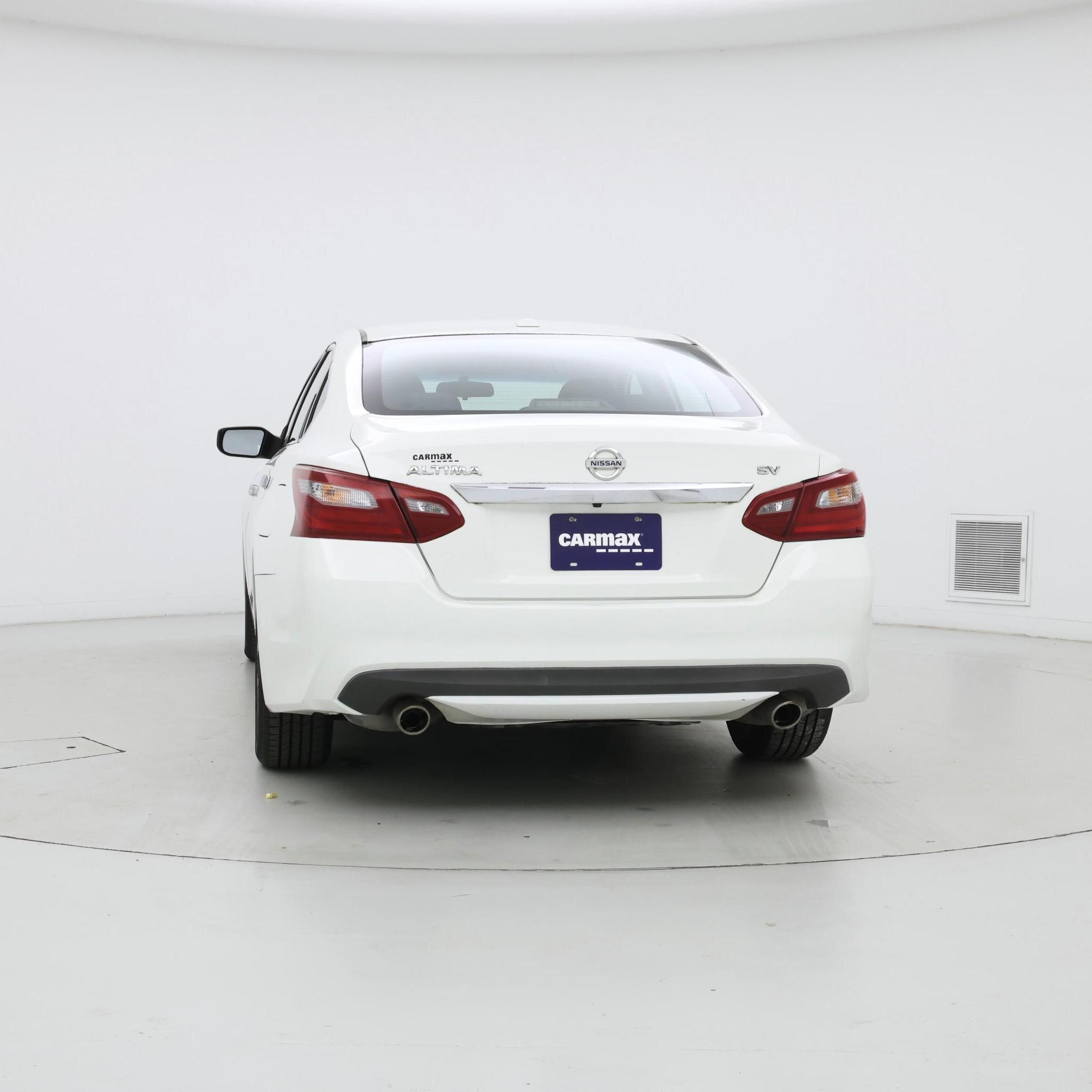 Thumbnail: 2018 Nissan Altima - 6