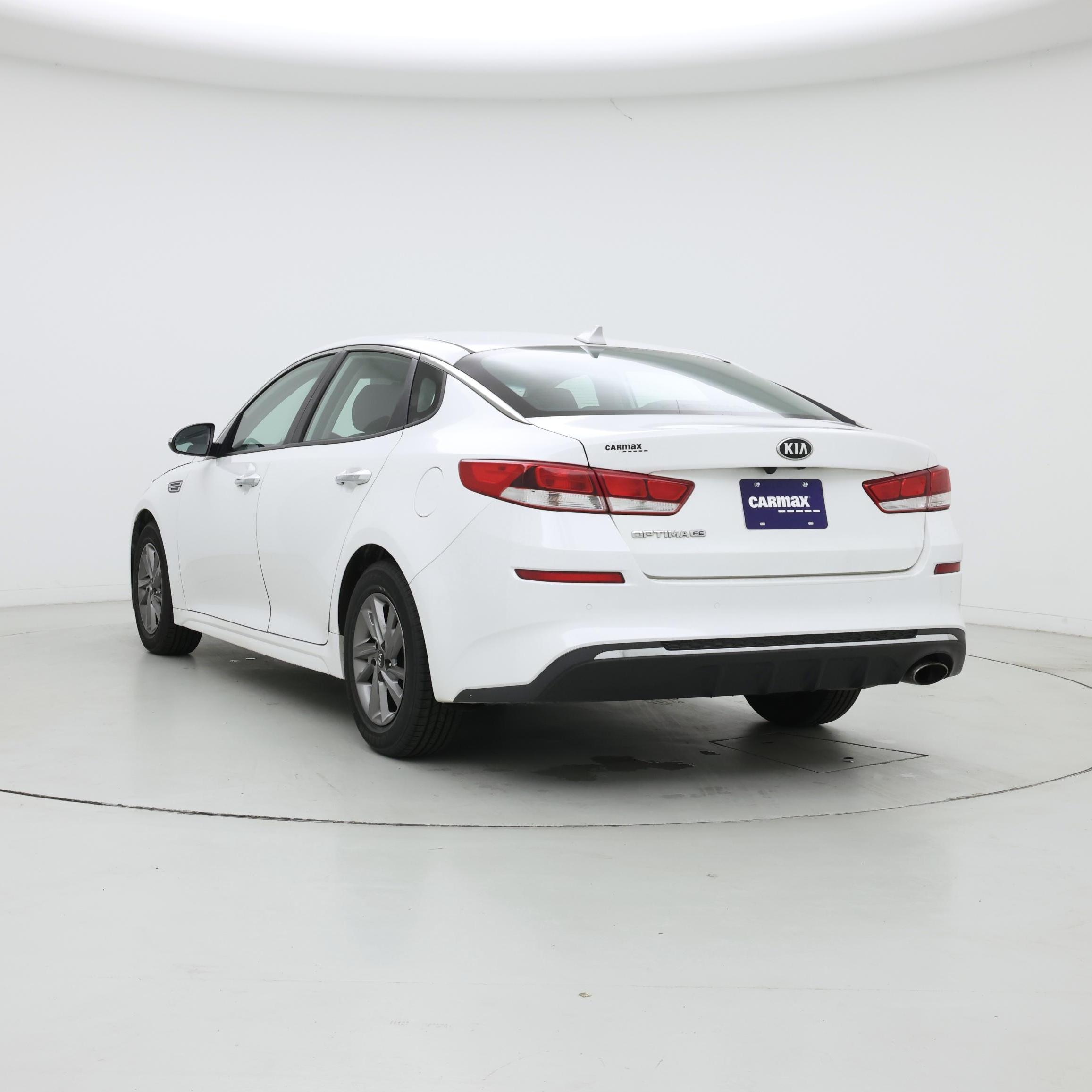 Thumbnail: 2019 Kia Optima - 2