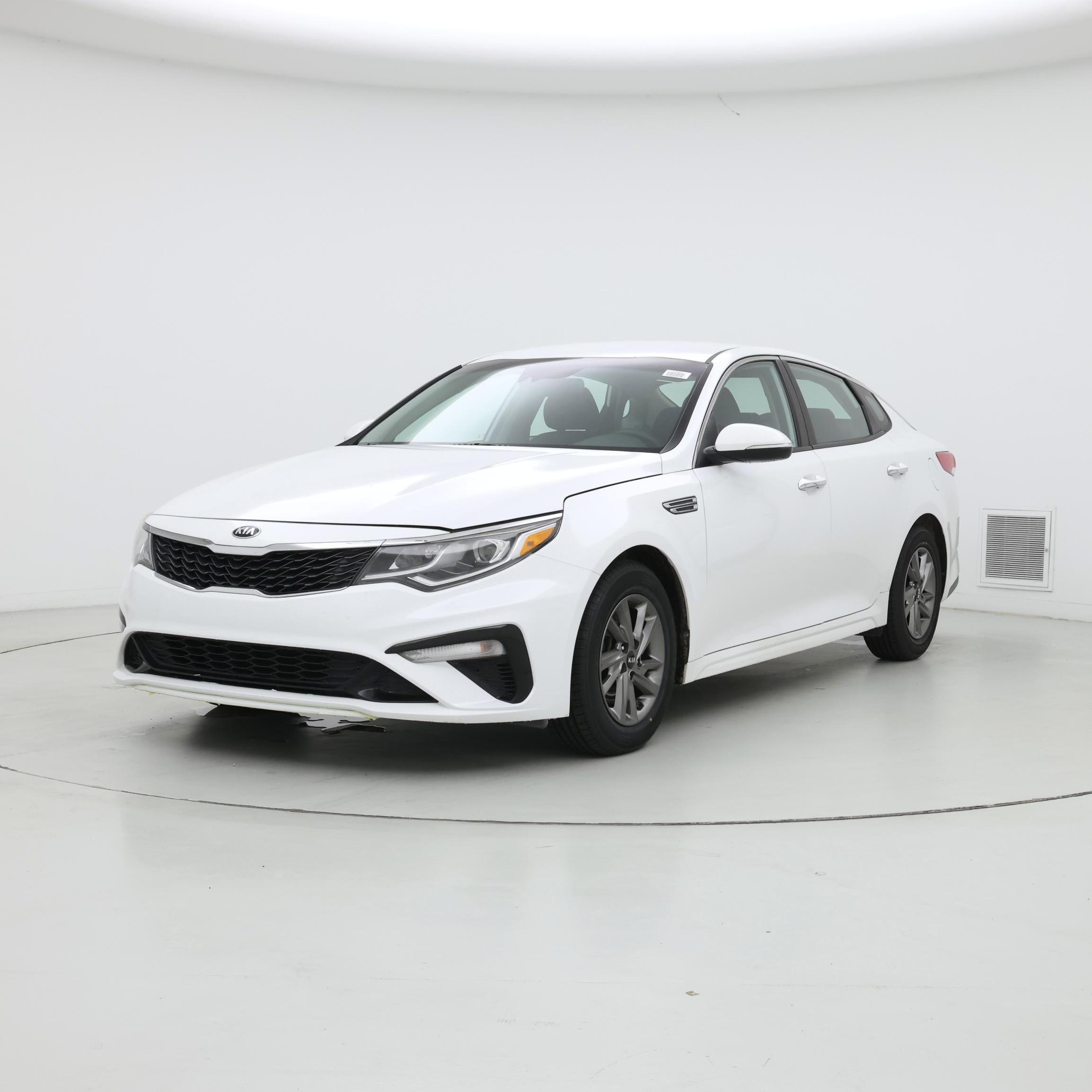 Thumbnail: 2019 Kia Optima - 4