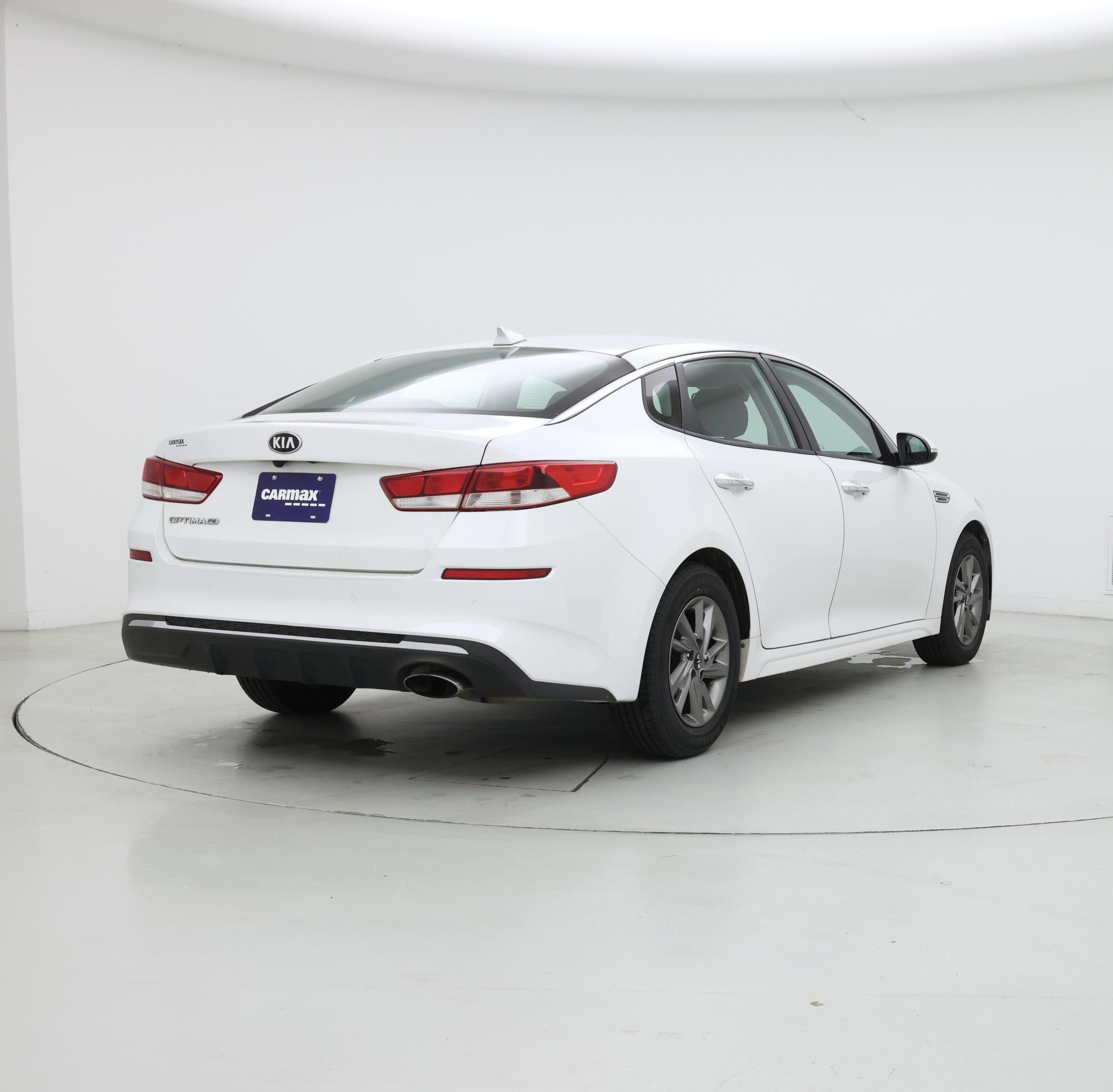 Thumbnail: 2019 Kia Optima - 8