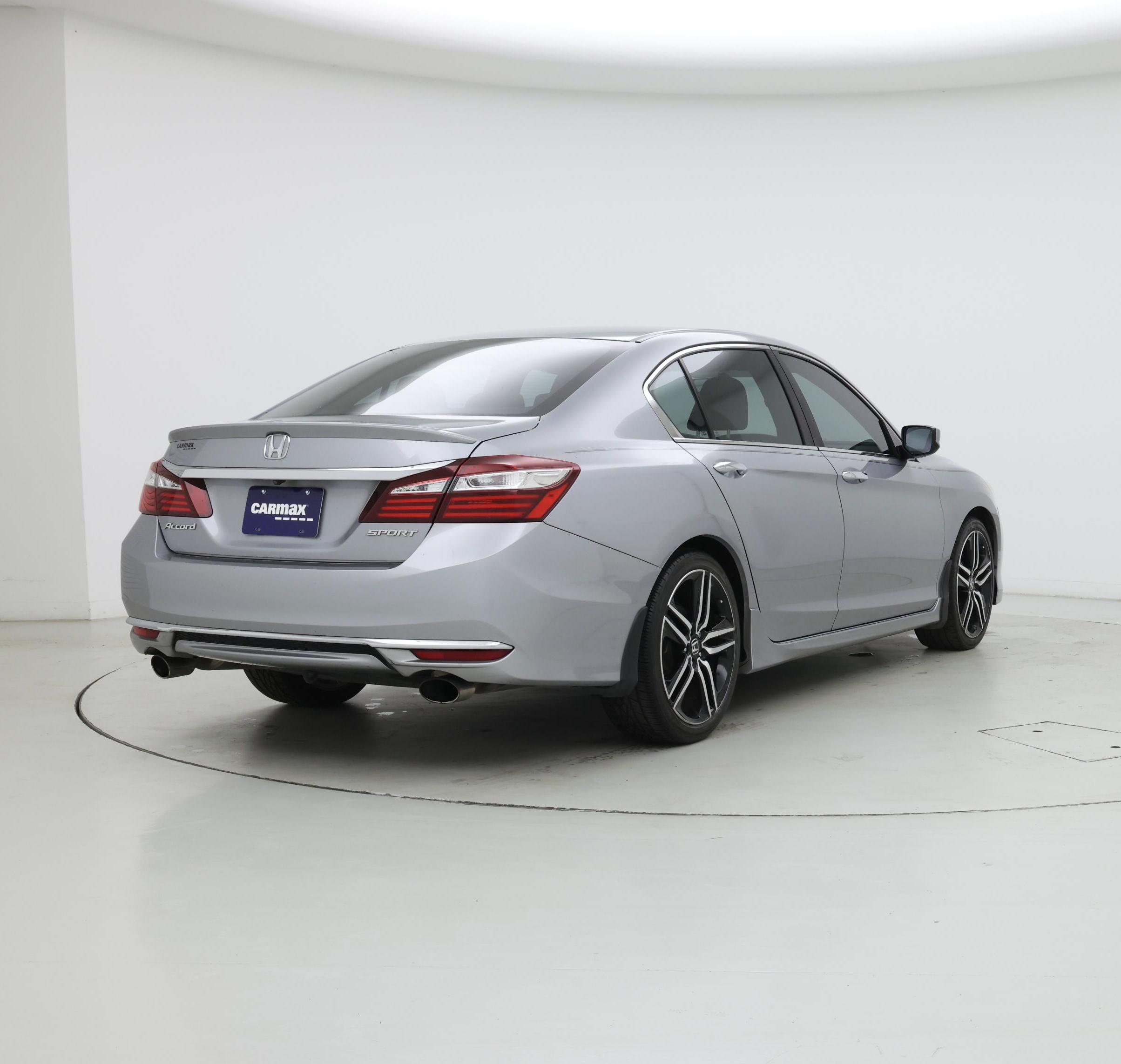 Thumbnail: 2017 Honda Accord - 8