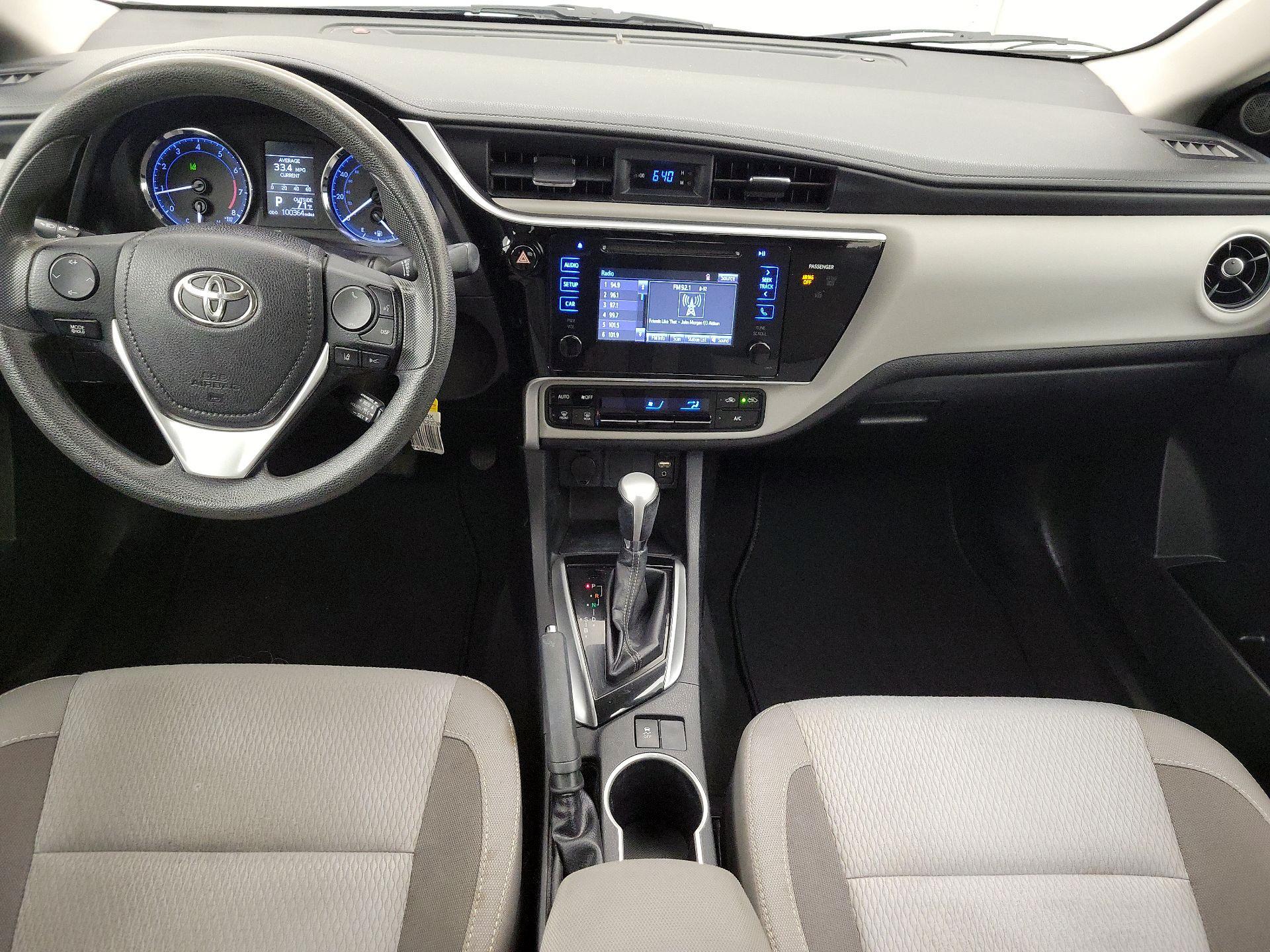 Thumbnail: 2017 Toyota Corolla - 9