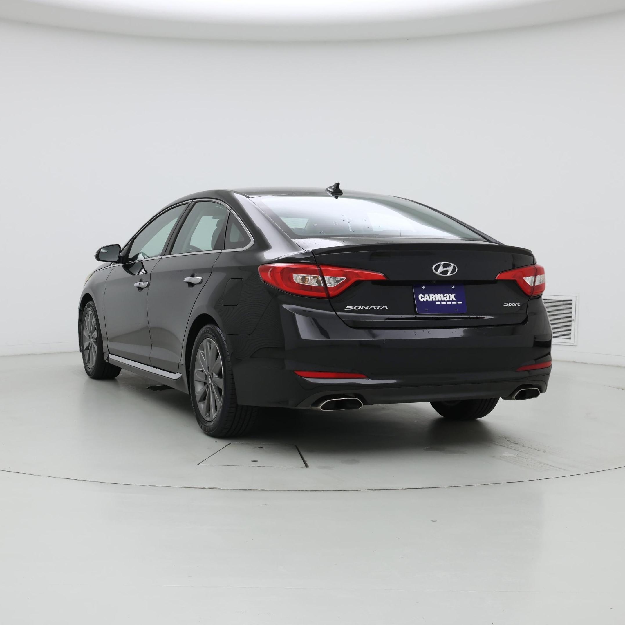 Thumbnail: 2017 Hyundai Sonata - 2