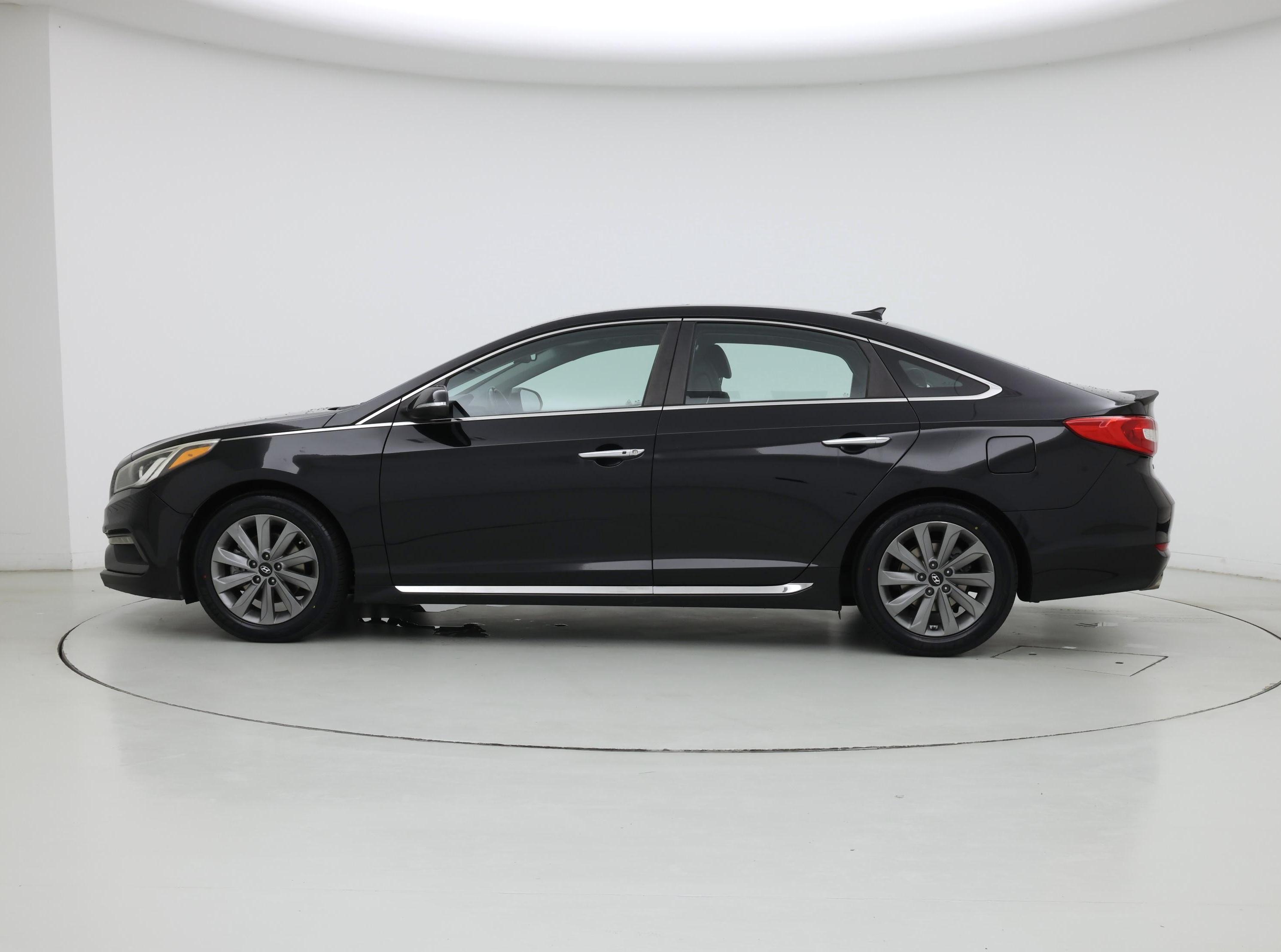 Thumbnail: 2017 Hyundai Sonata - 3