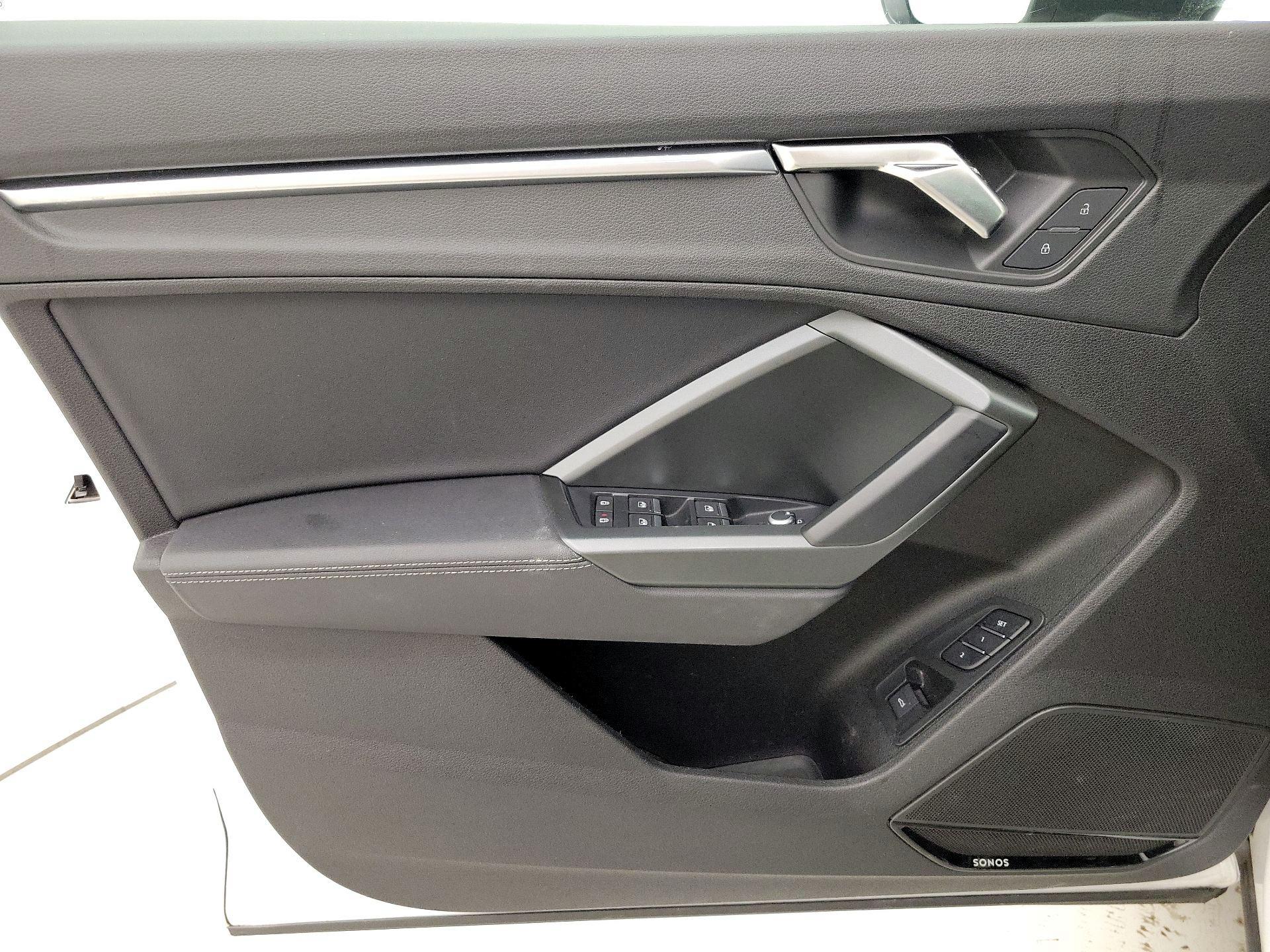 Thumbnail: 2022 Audi Q3 - 12