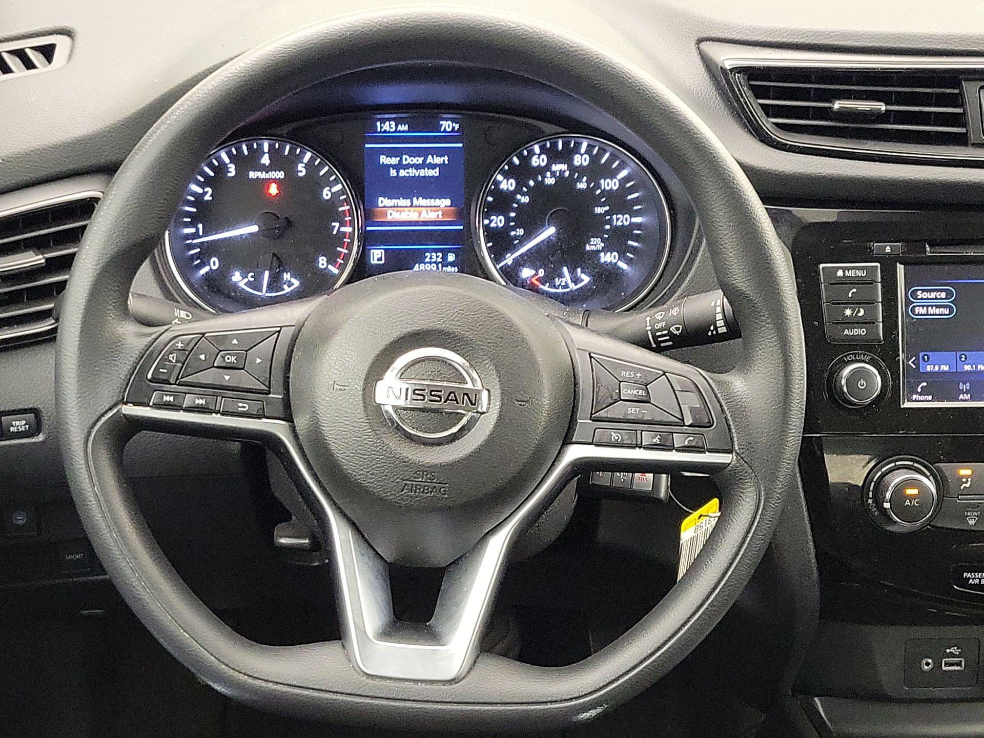 Thumbnail: 2020 Nissan Rogue - 10