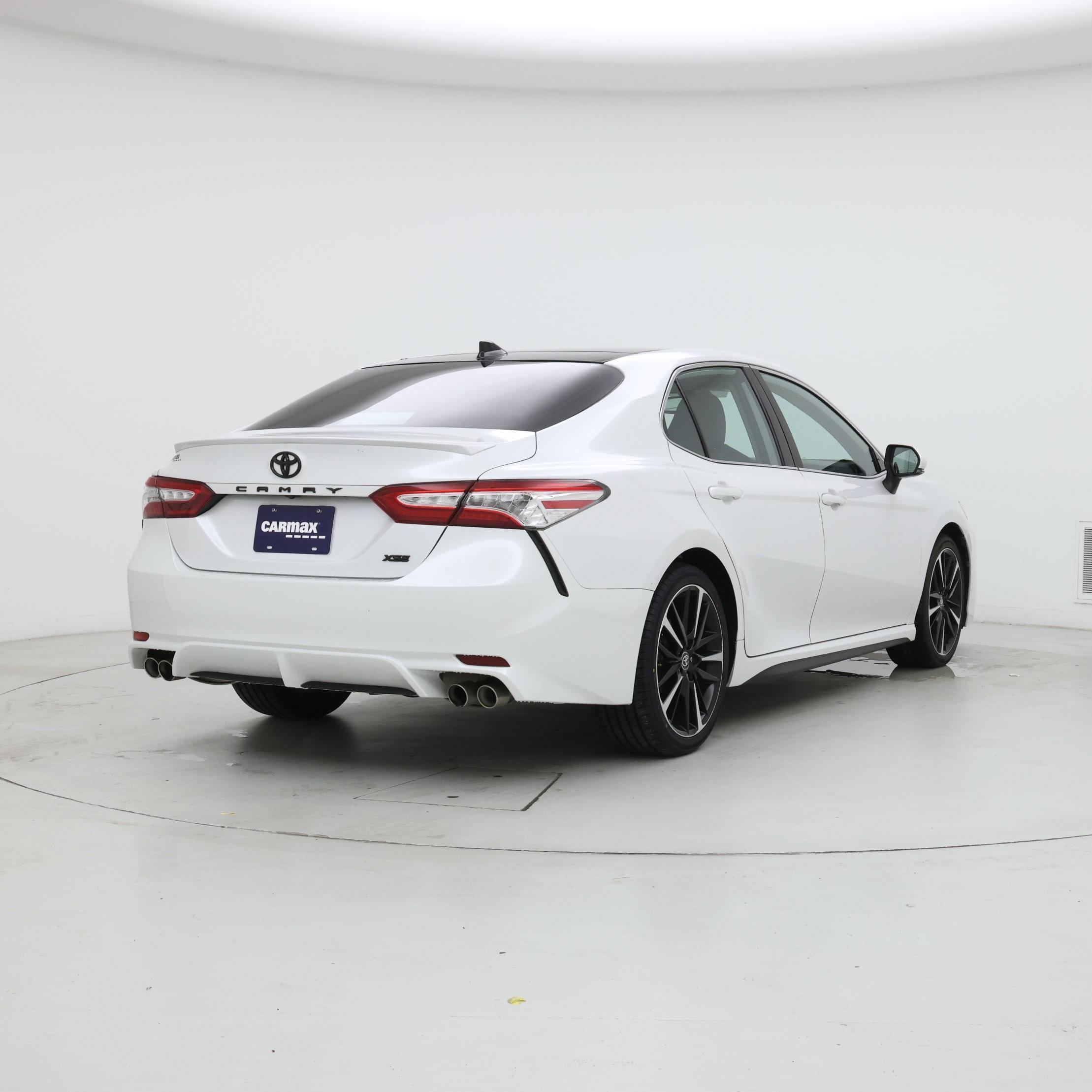 Thumbnail: 2020 Toyota Camry - 8