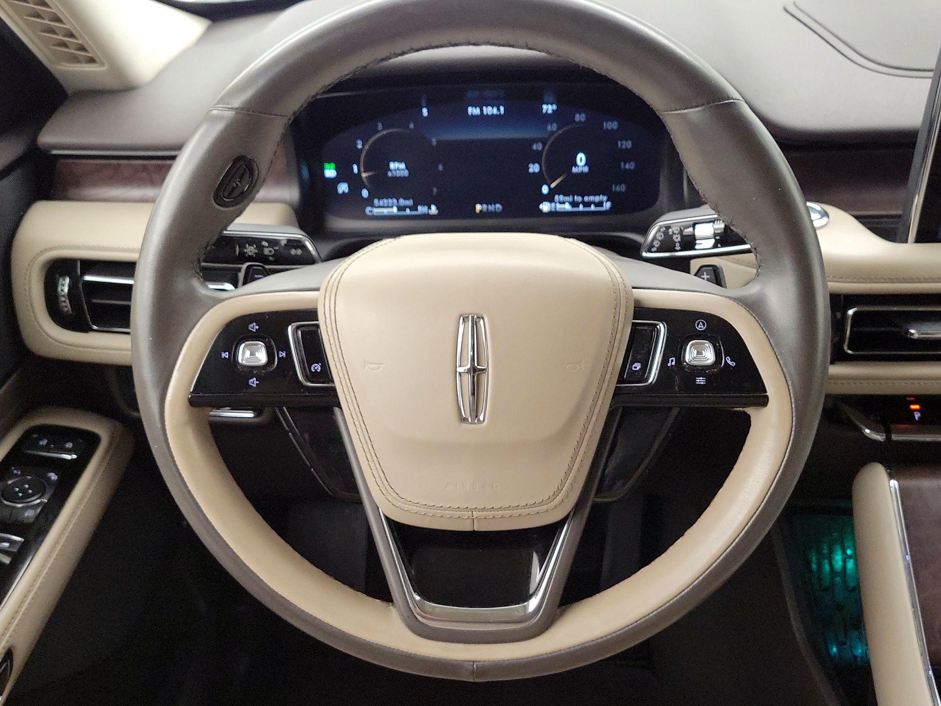 Thumbnail: 2022 Lincoln Aviator - 10