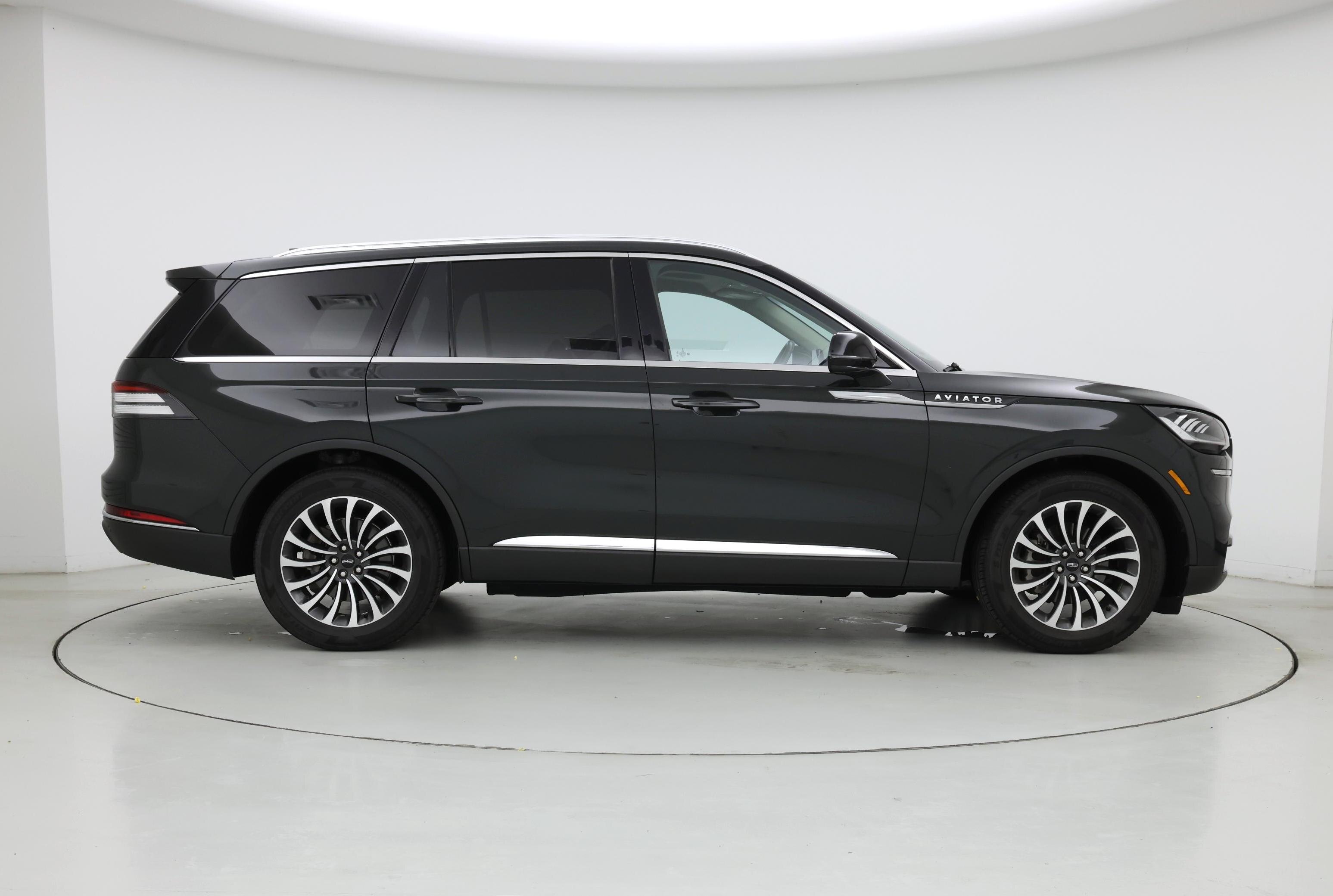 Thumbnail: 2022 Lincoln Aviator - 7