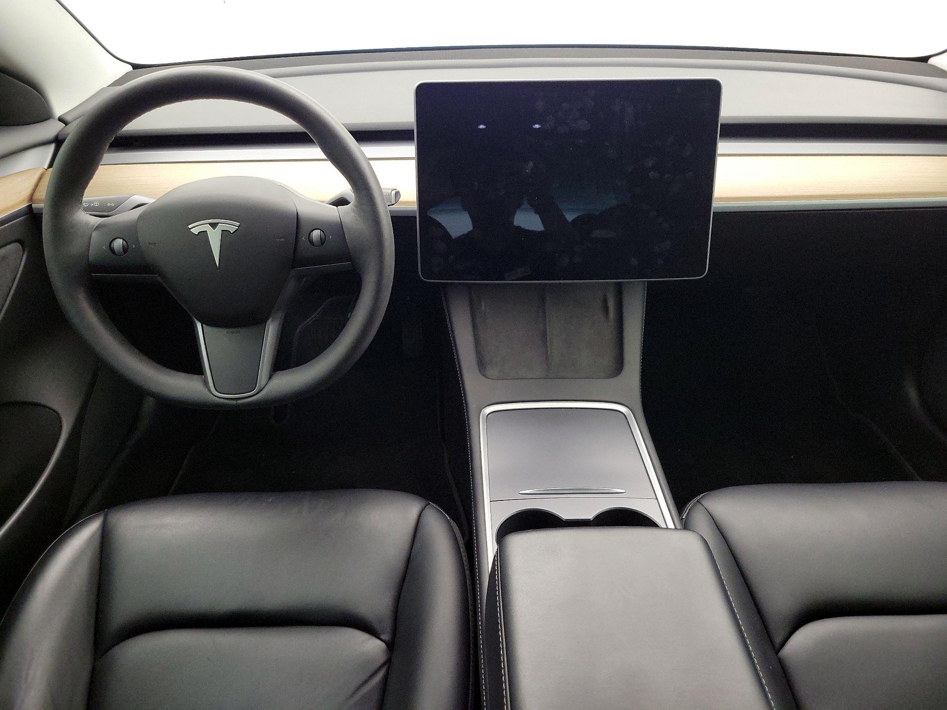 Thumbnail: 2021 Tesla Model 3 - 9