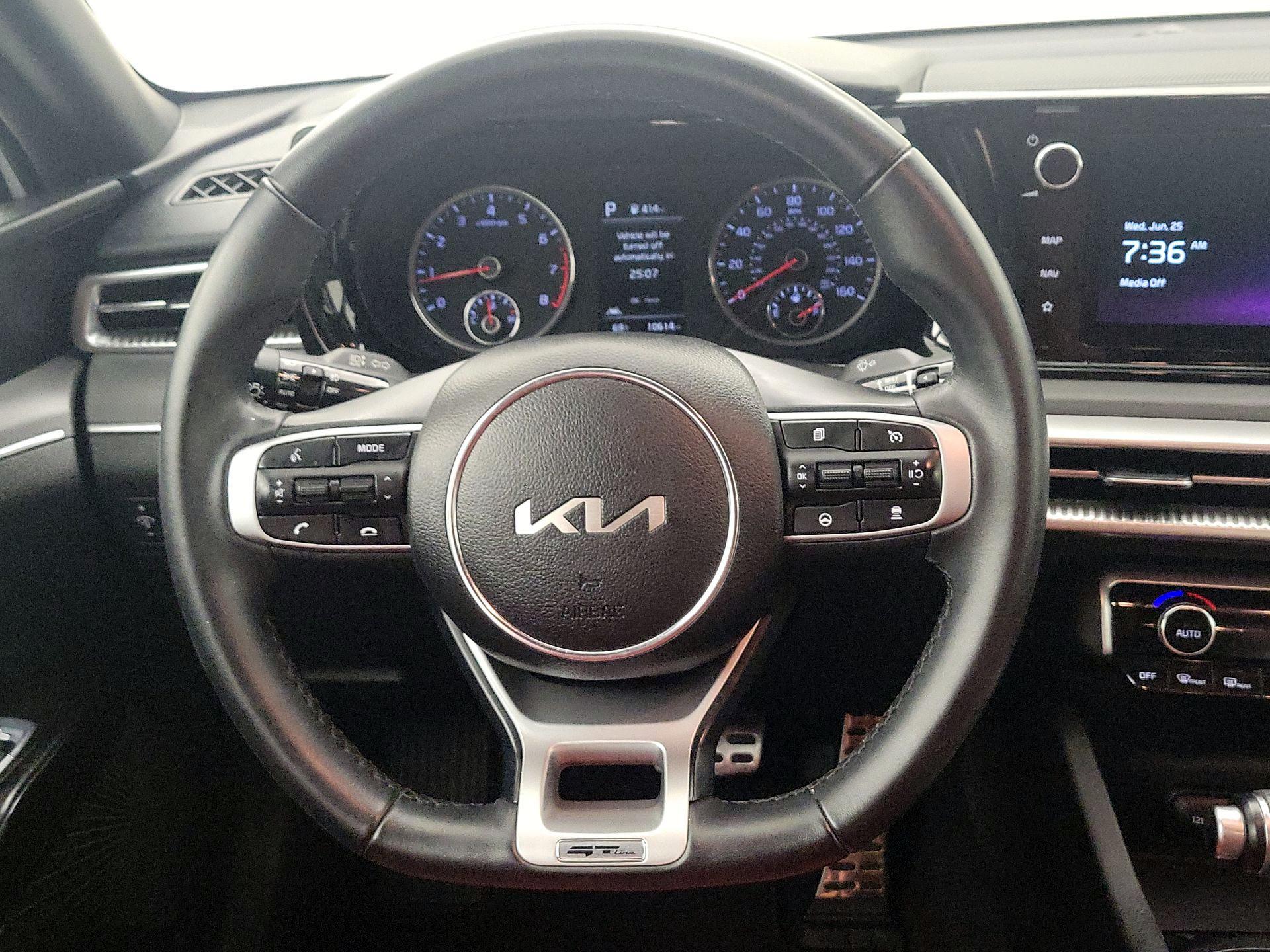 Thumbnail: 2024 Kia K5 - 10