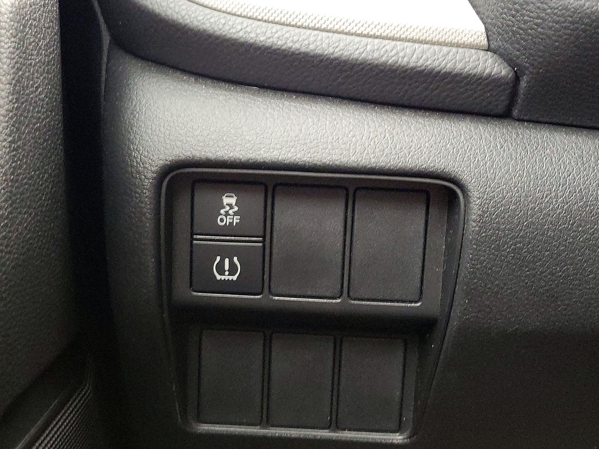 Thumbnail: 2019 Honda CR-V - 13