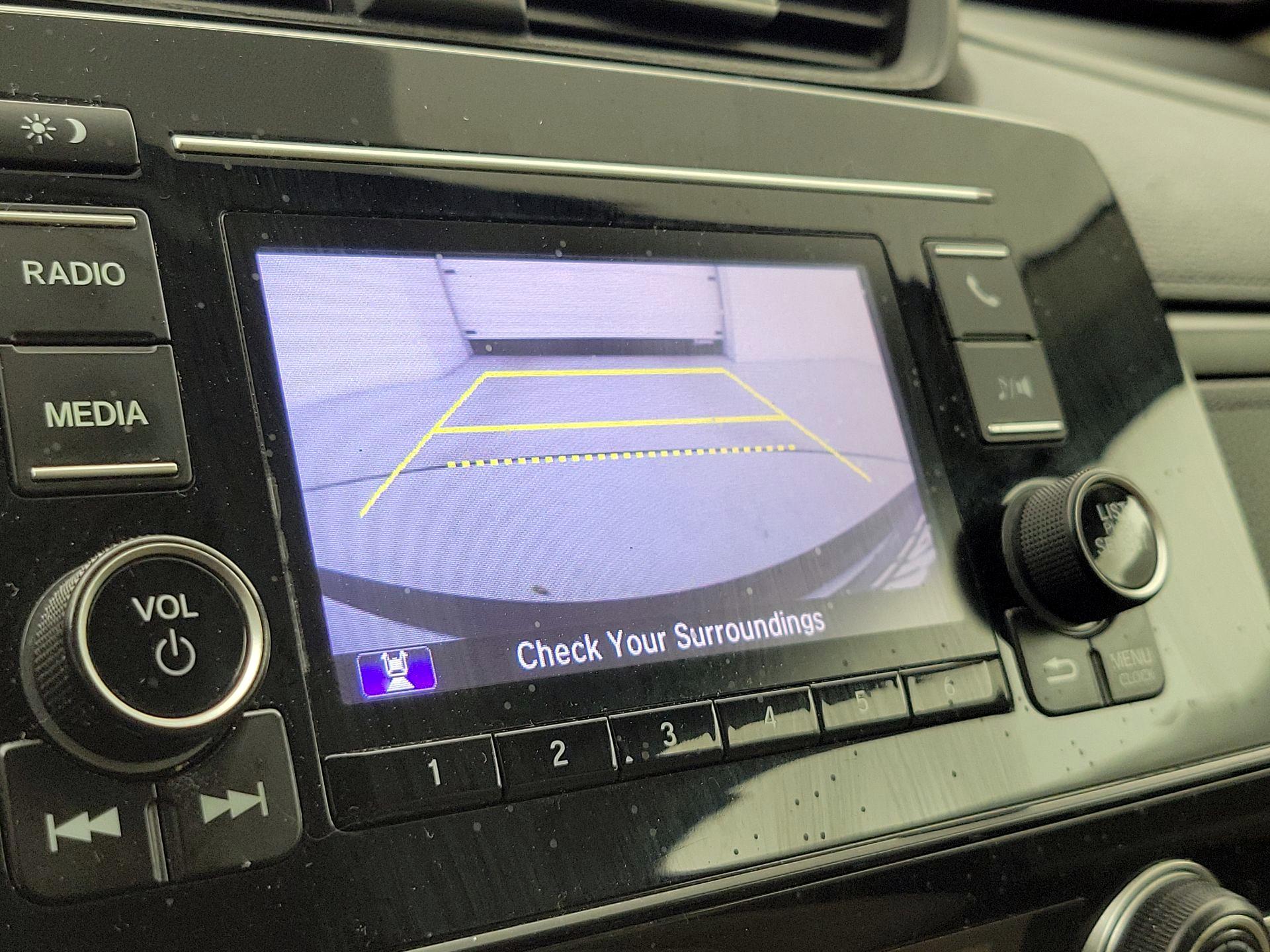 Thumbnail: 2019 Honda CR-V - 14