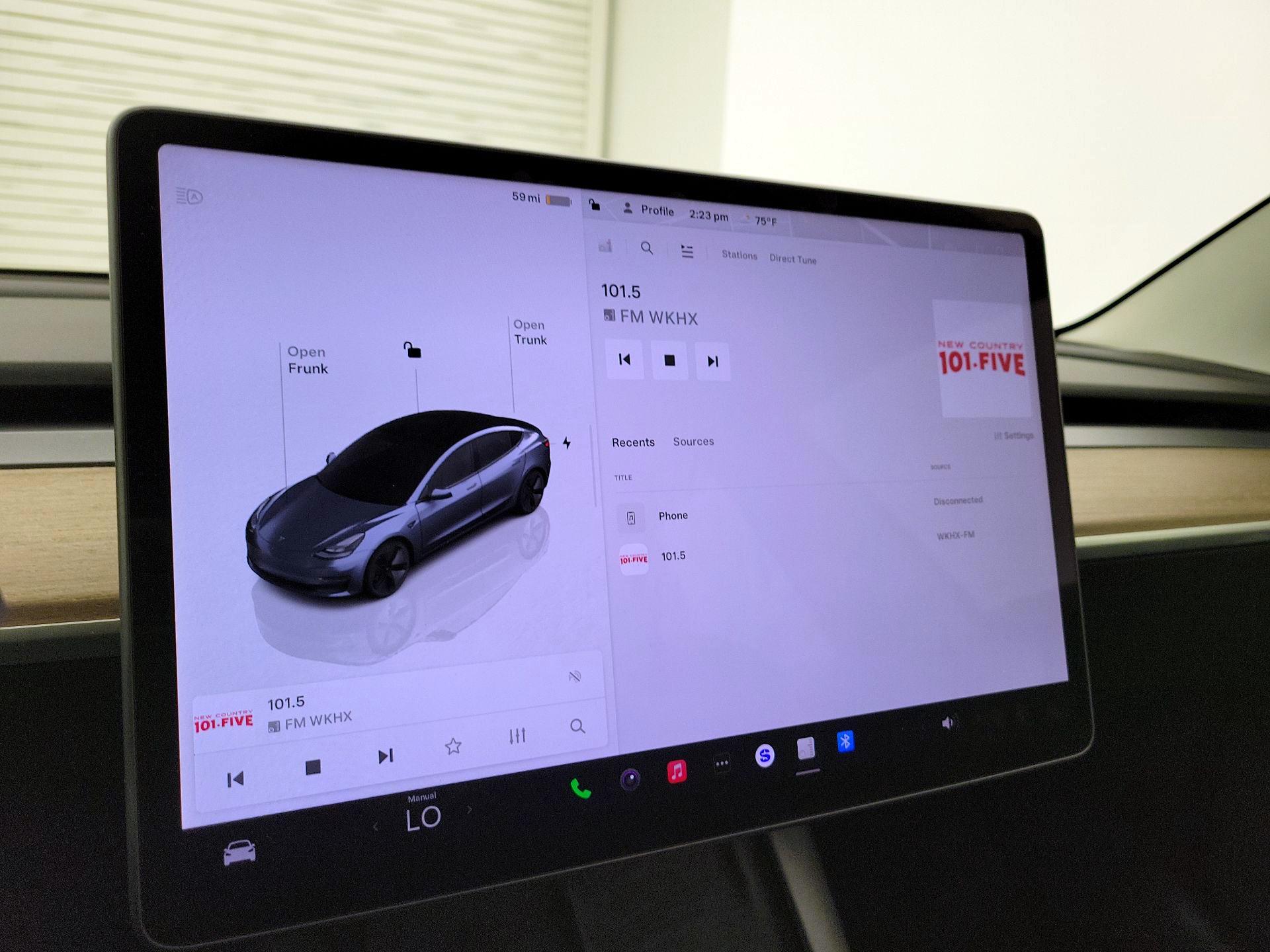 Thumbnail: 2022 Tesla Model 3 - 15