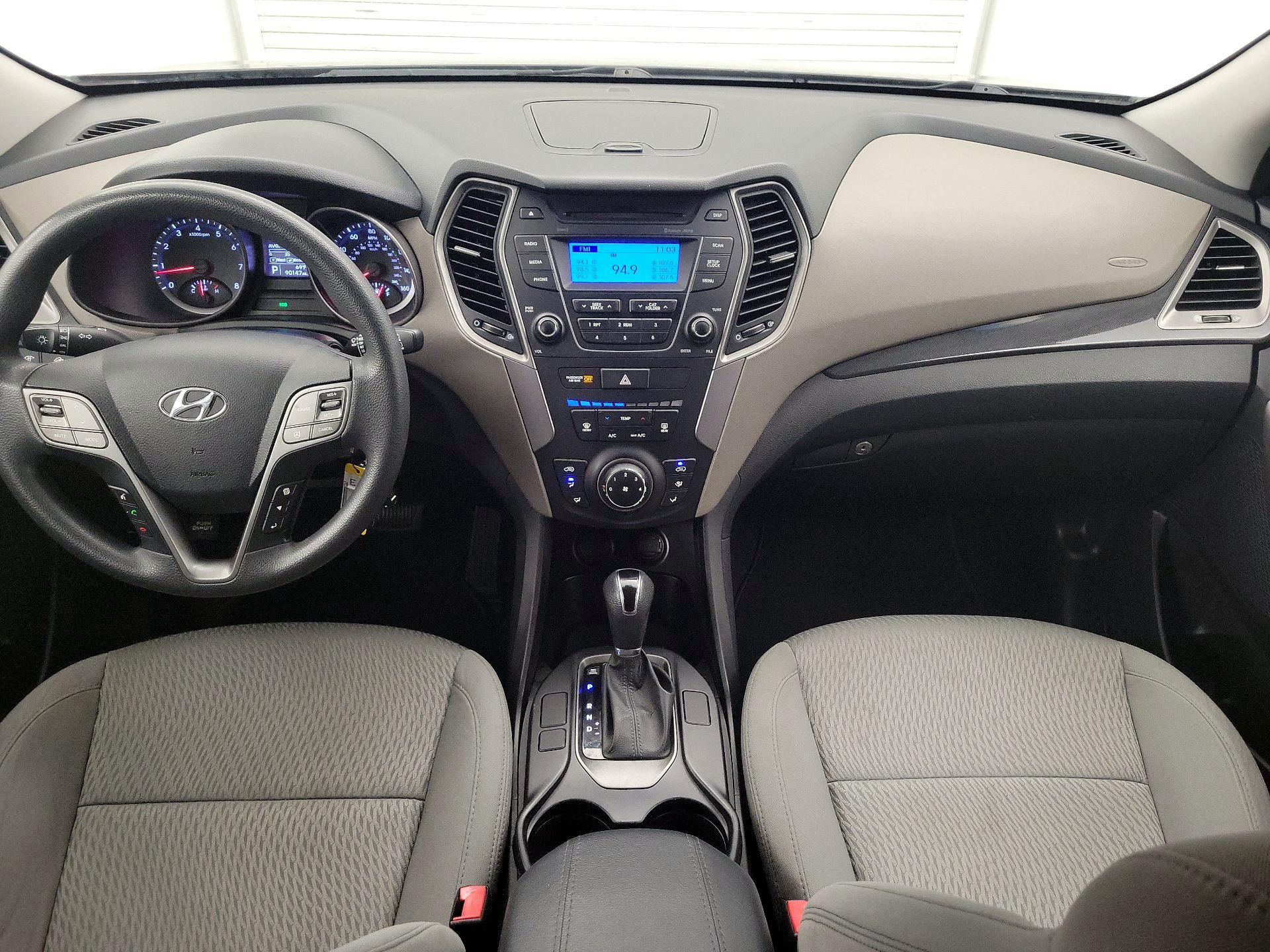 Thumbnail: 2016 Hyundai Santa Fe - 9