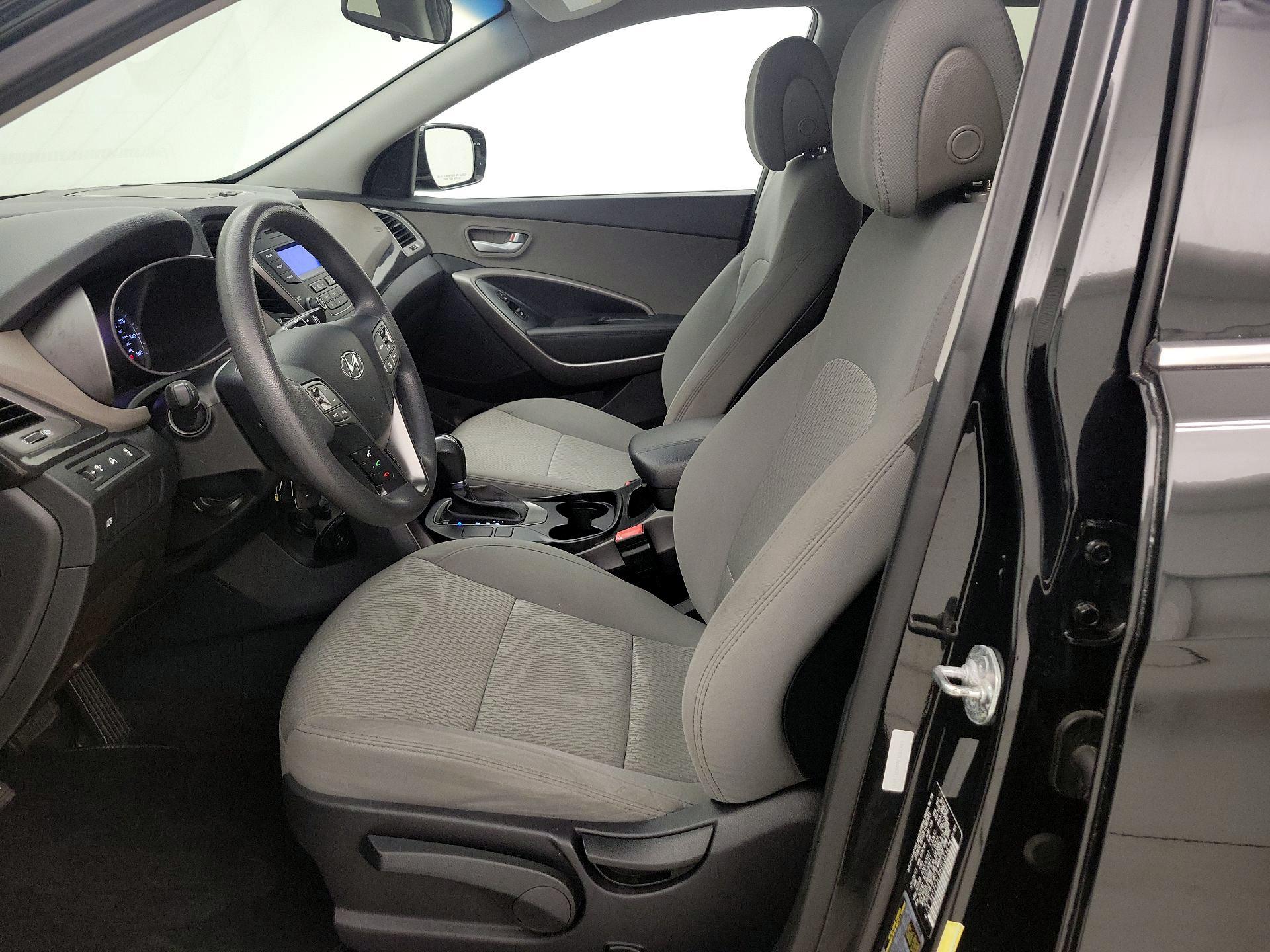 Thumbnail: 2016 Hyundai Santa Fe - 11