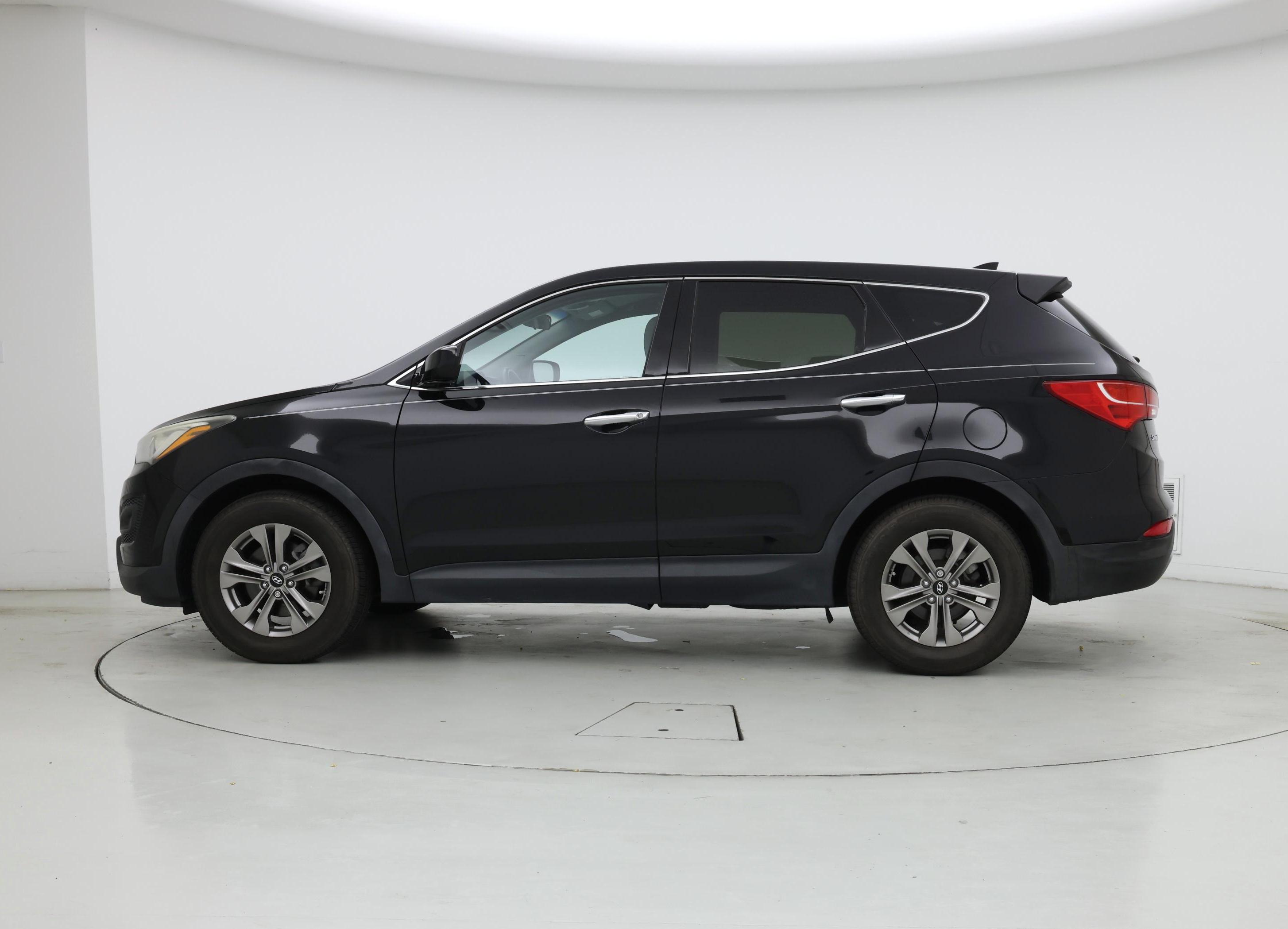 Thumbnail: 2016 Hyundai Santa Fe - 3
