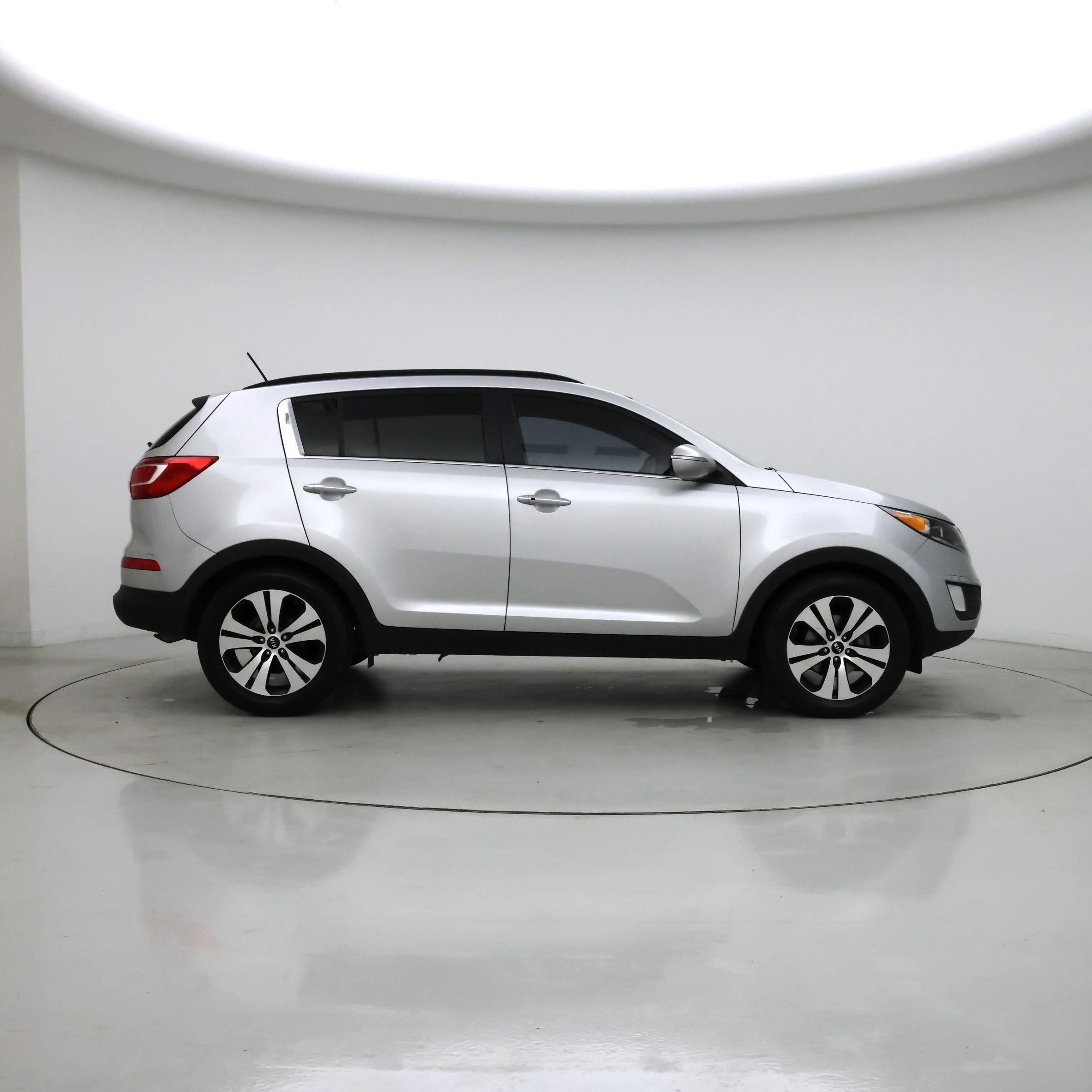 Thumbnail: 2013 Kia Sportage - 7