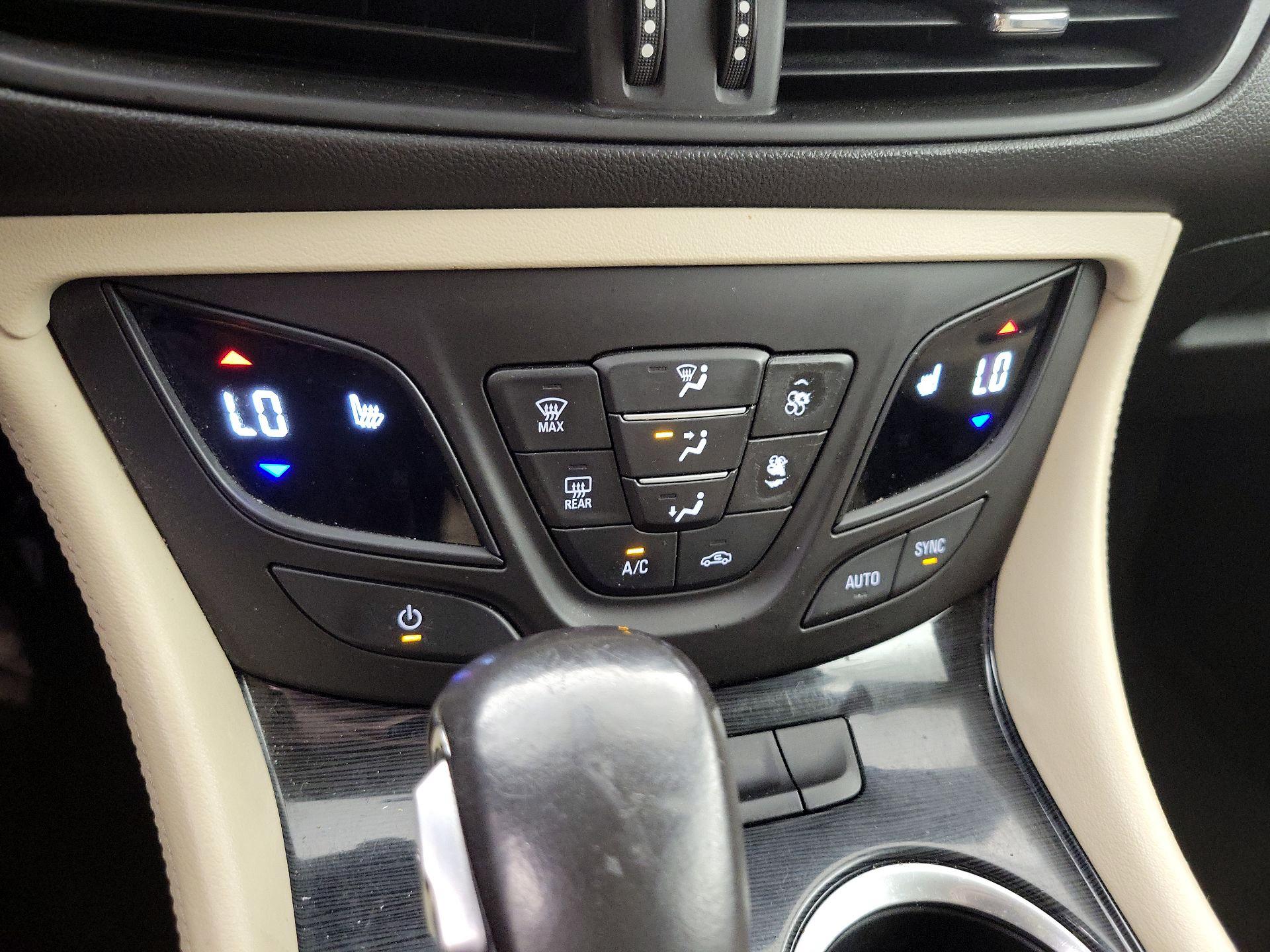 Thumbnail: 2017 Buick Envision - 16