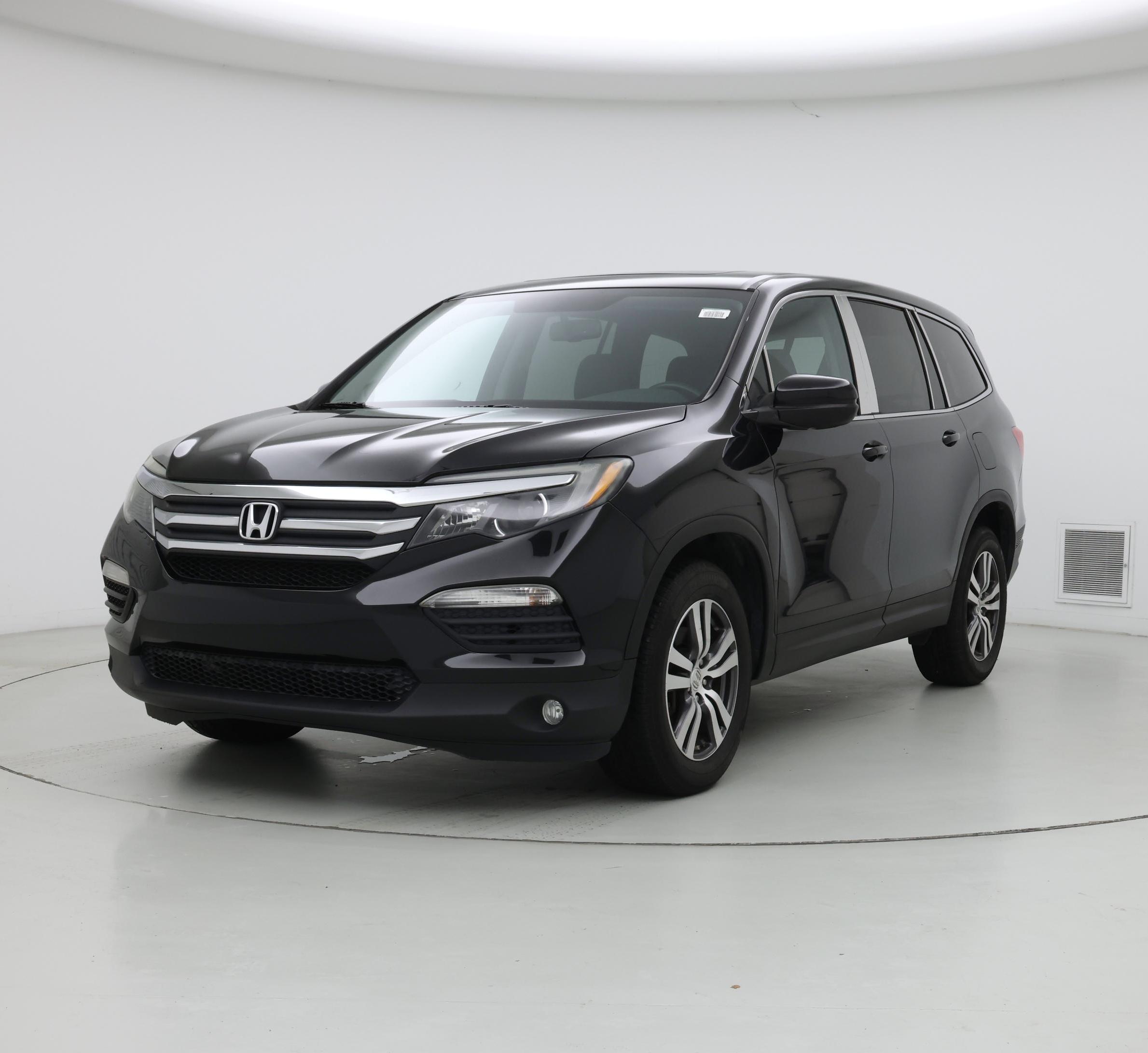 Thumbnail: 2016 Honda Pilot - 4