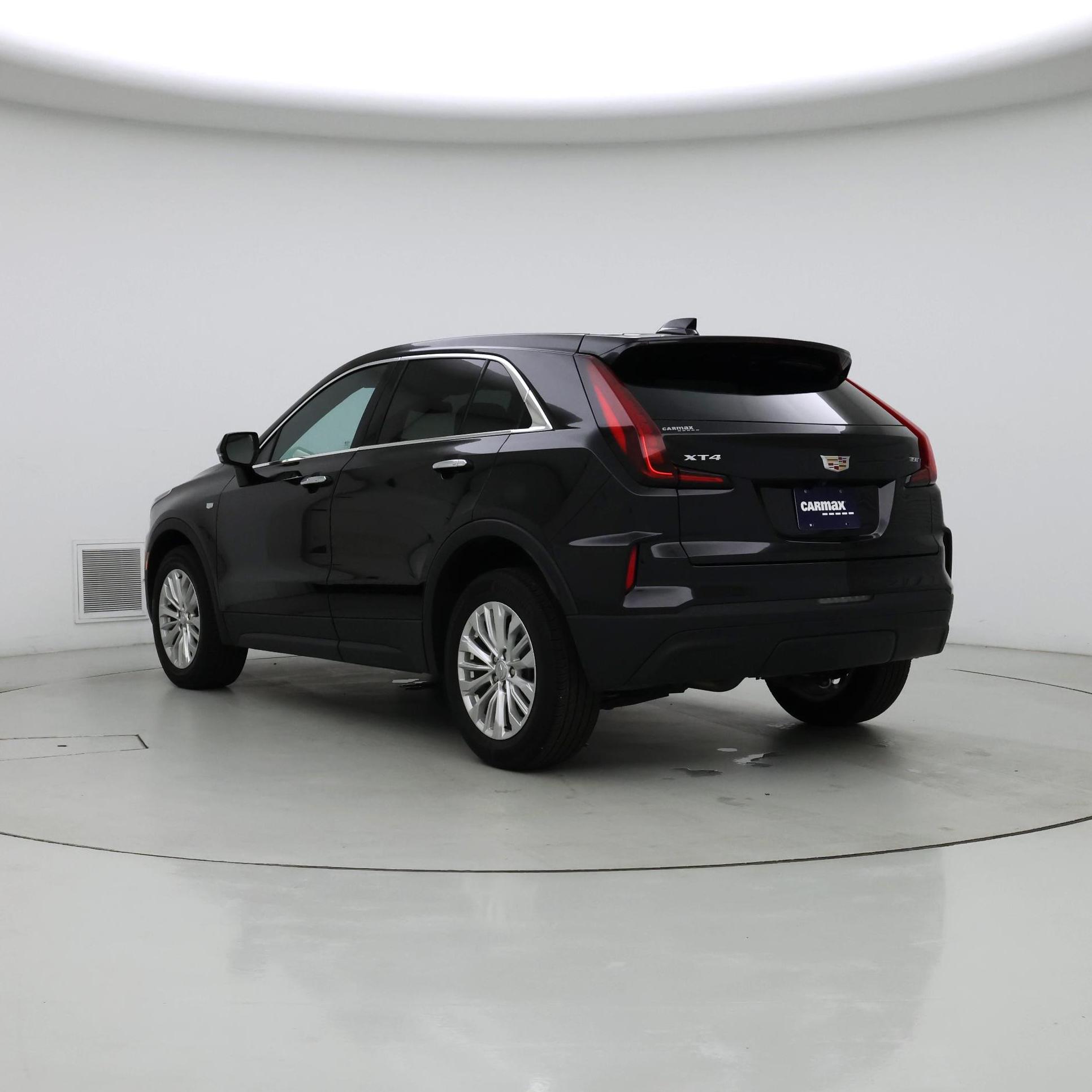 Thumbnail: 2024 Cadillac XT4 - 2