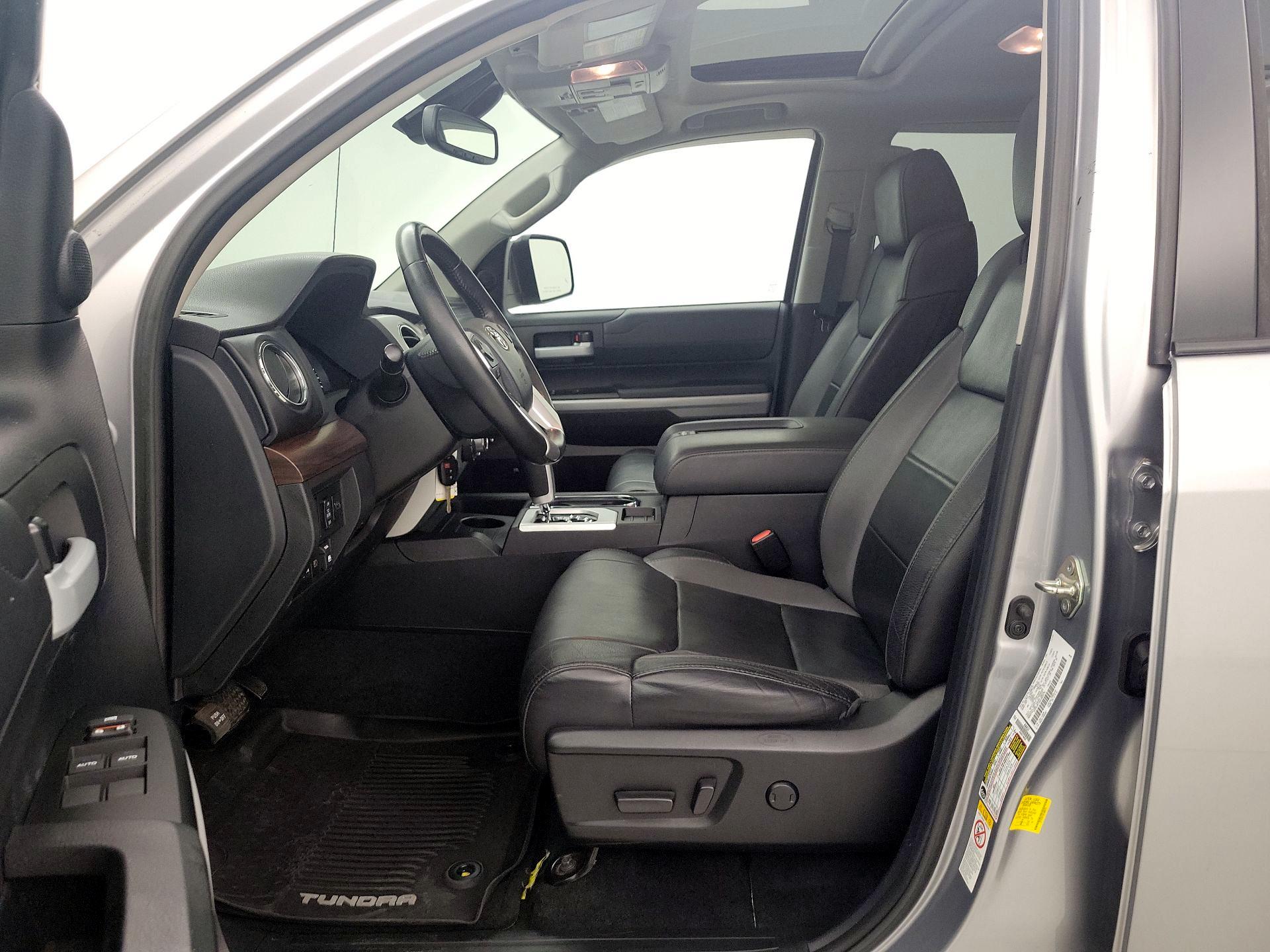 Thumbnail: 2019 Toyota Tundra - 11