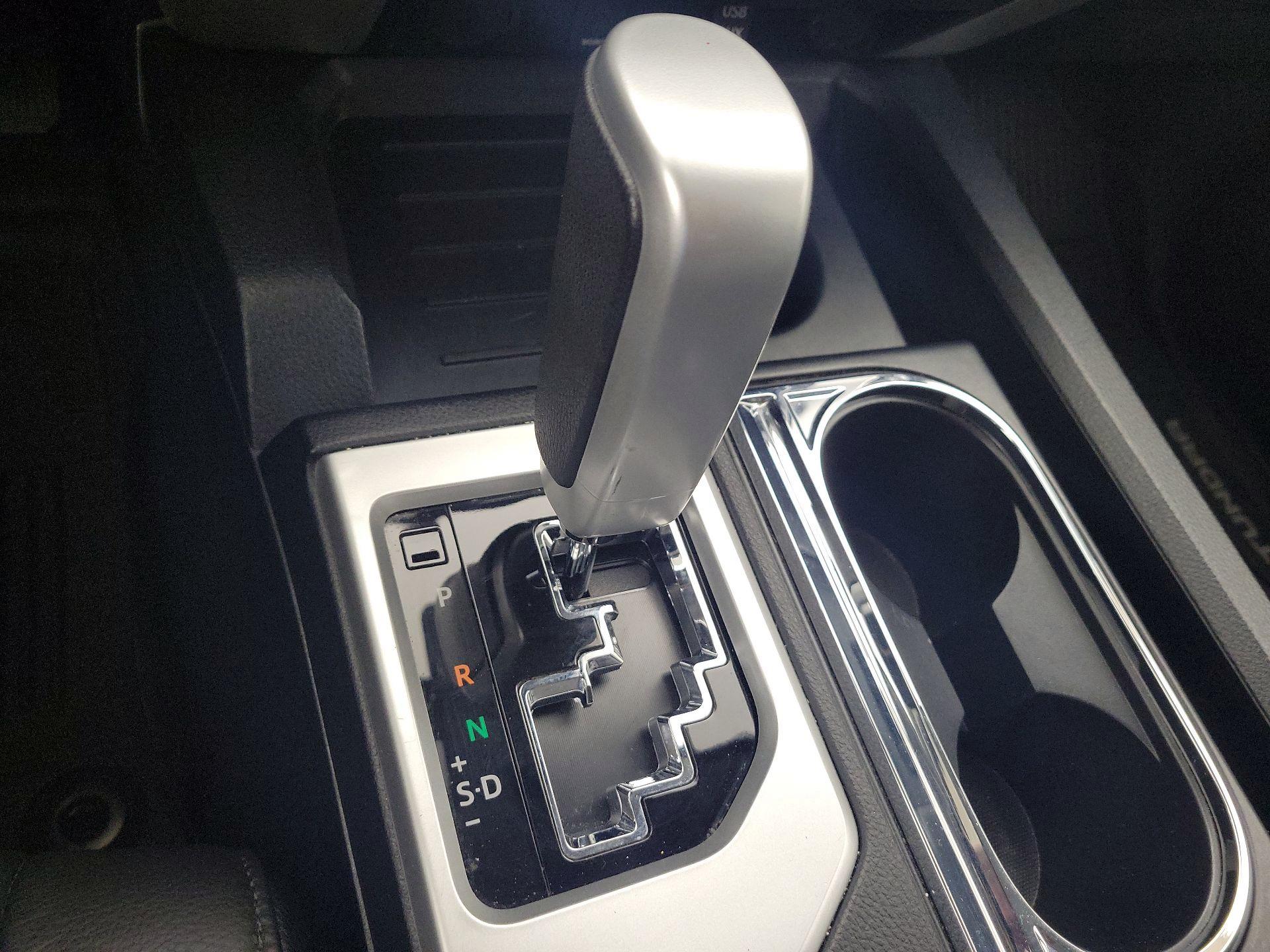 Thumbnail: 2019 Toyota Tundra - 17