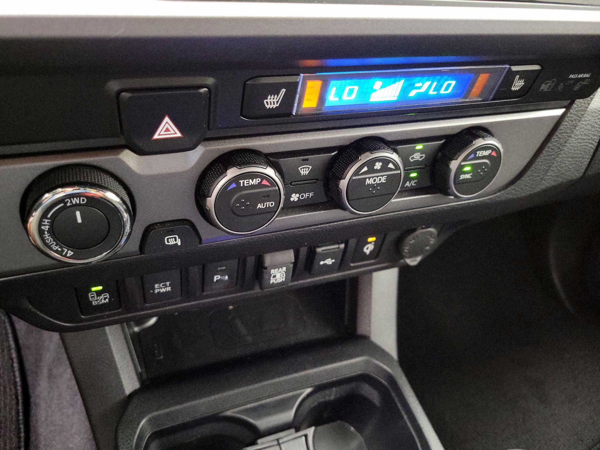 Thumbnail: 2023 Toyota Tacoma - 17
