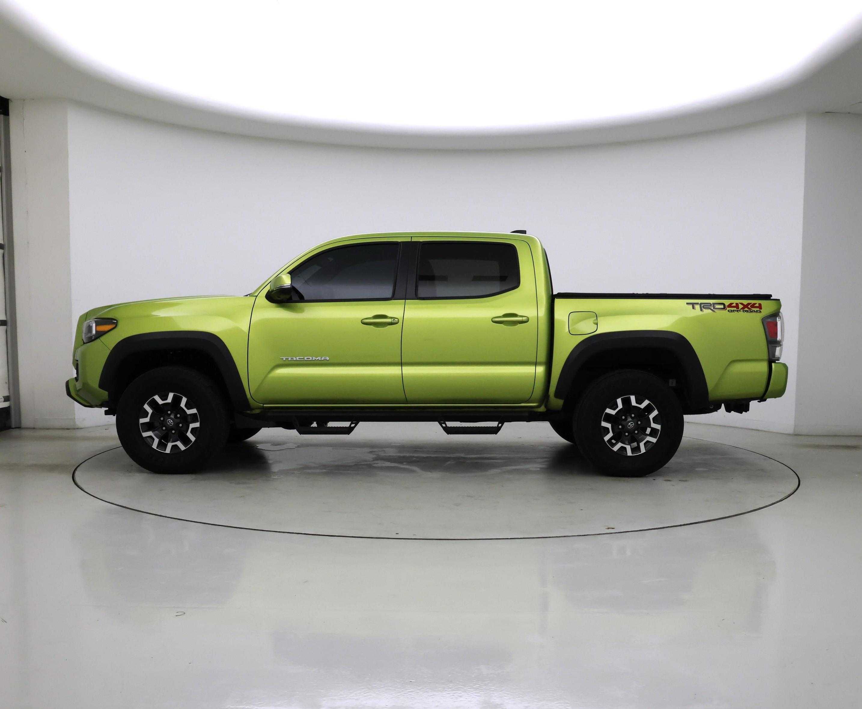 Thumbnail: 2023 Toyota Tacoma - 3