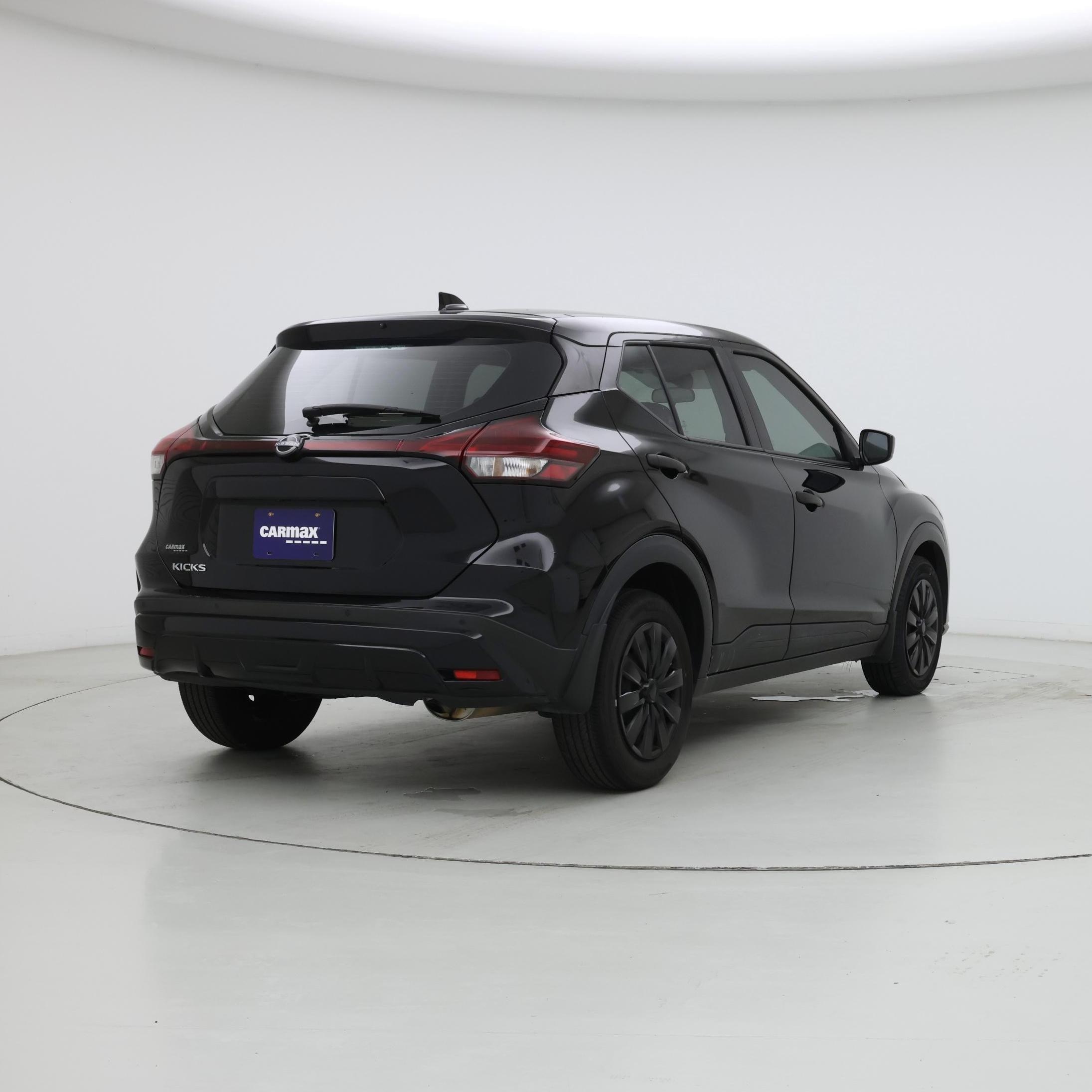 Thumbnail: 2023 Nissan Kicks - 8