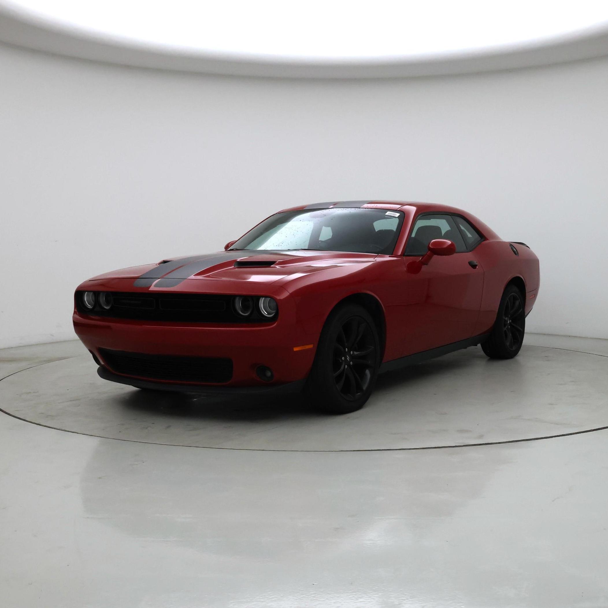 Thumbnail: 2017 Dodge Challenger - 4