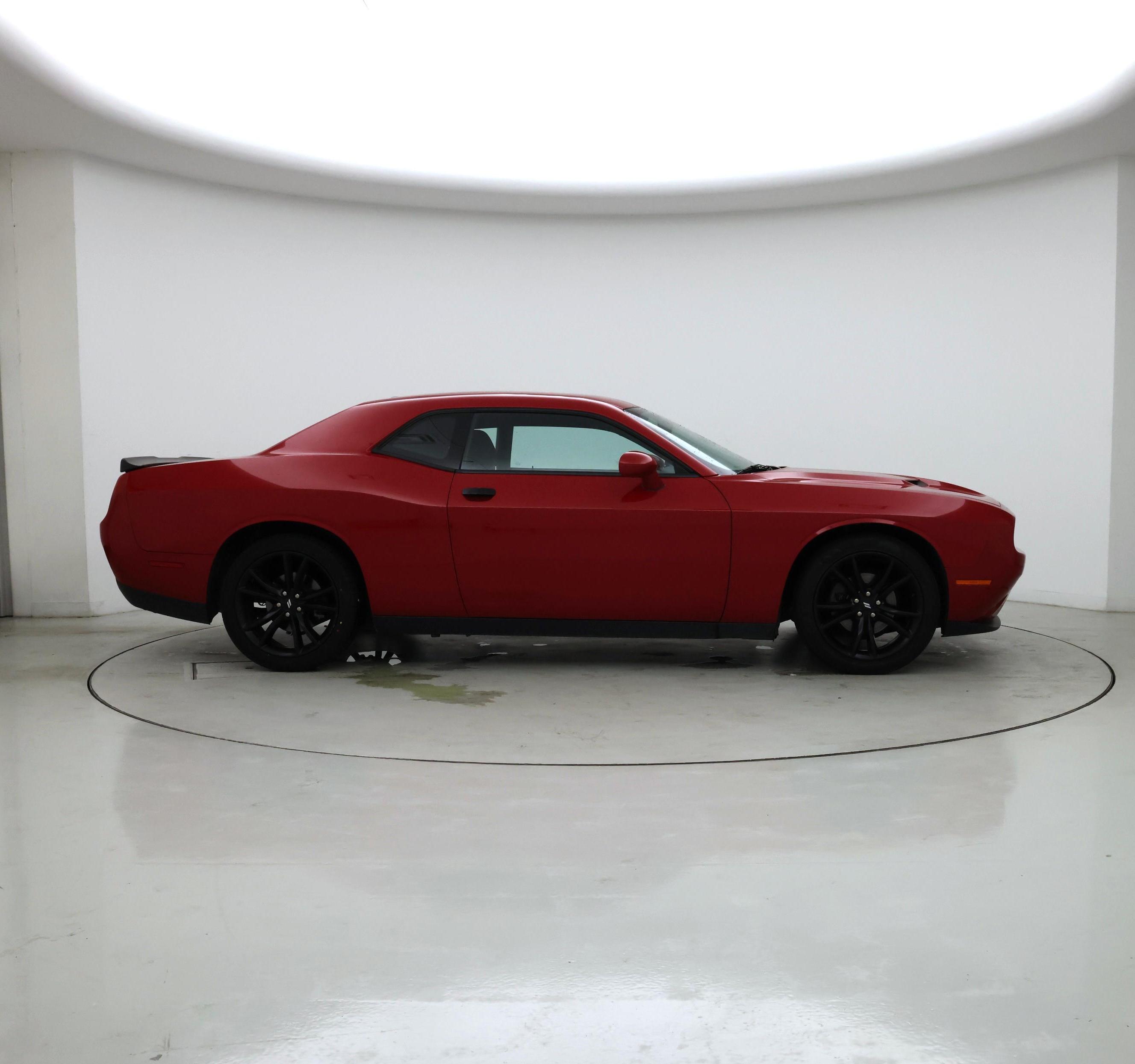 Thumbnail: 2017 Dodge Challenger - 7