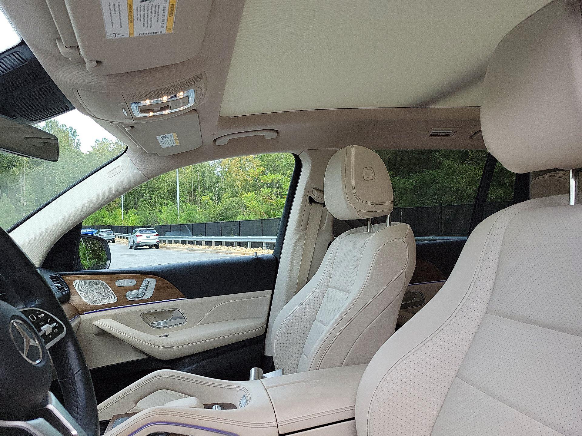 Thumbnail: 2021 Mercedes-Benz GLS - 18