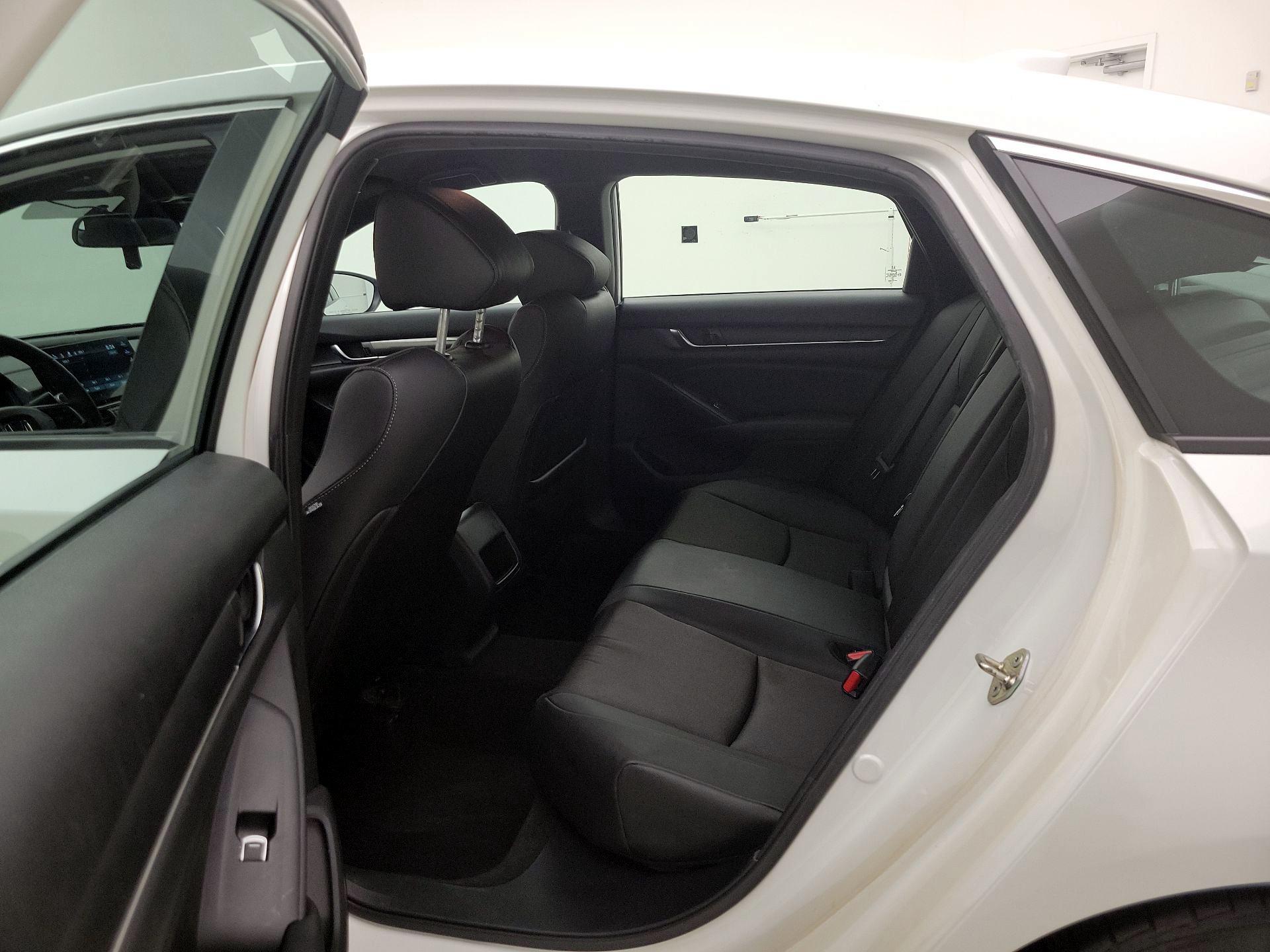 Thumbnail: 2019 Honda Accord - 19