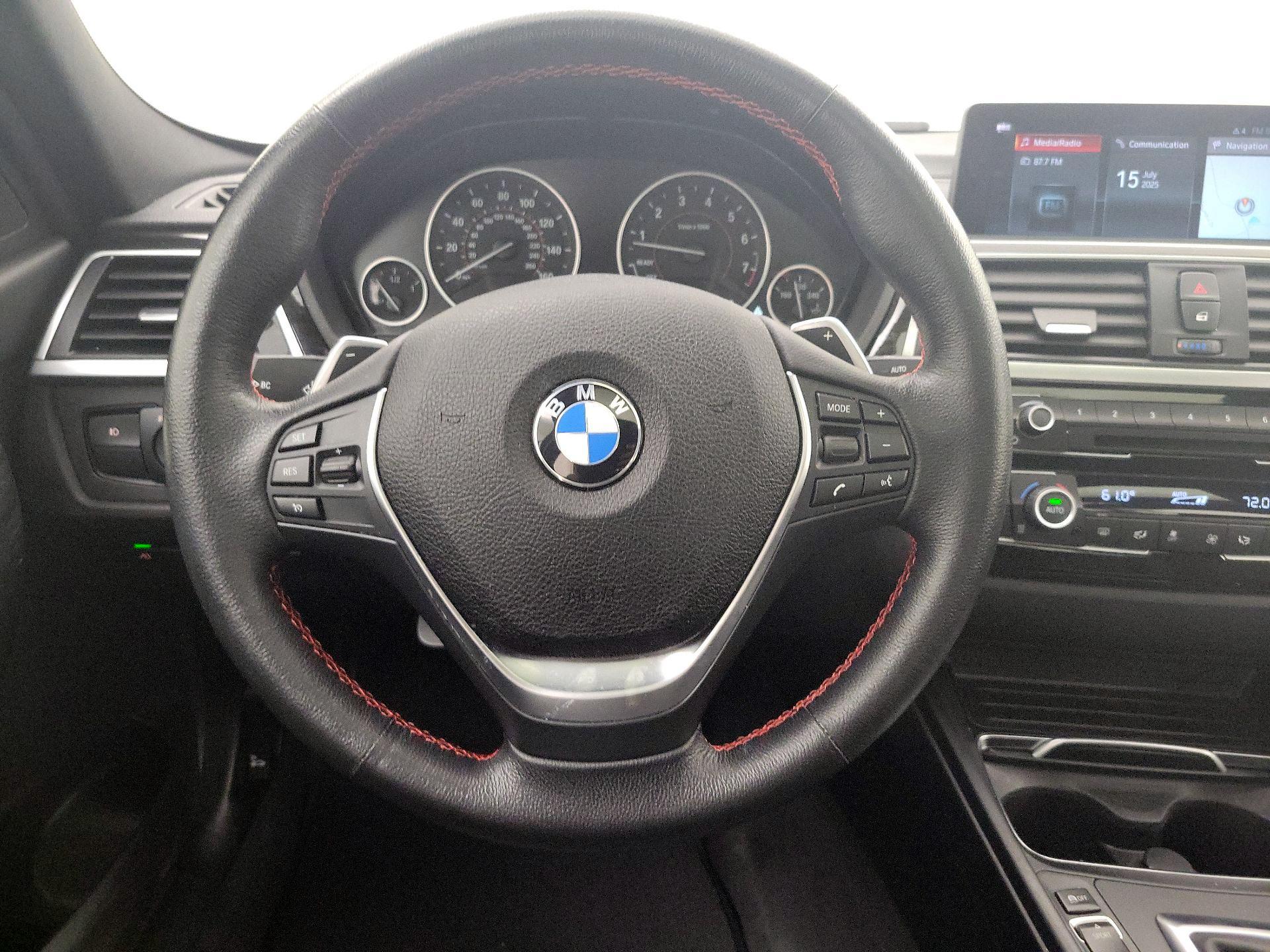 Thumbnail: 2018 BMW 3 Series - 10