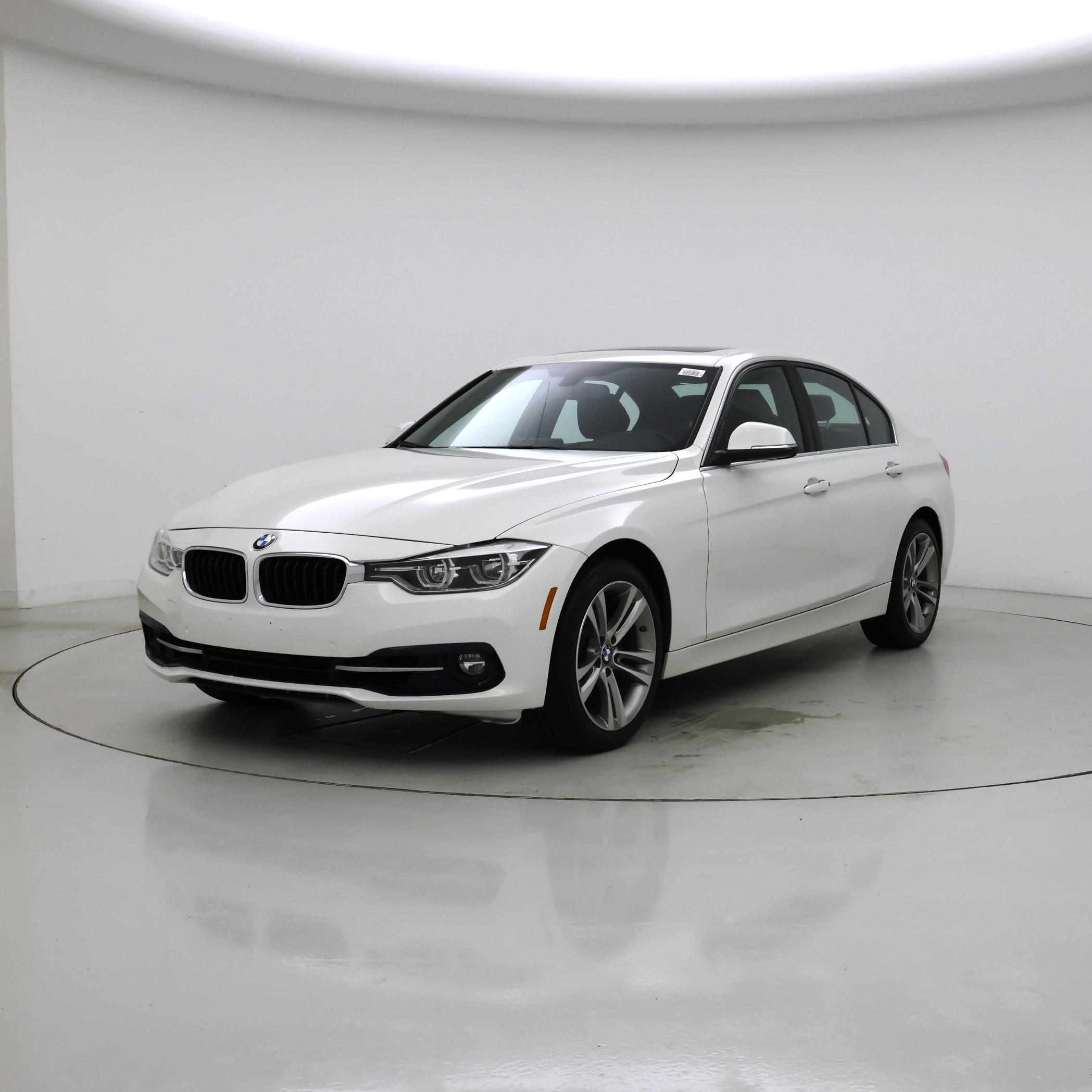 Thumbnail: 2018 BMW 3 Series - 4