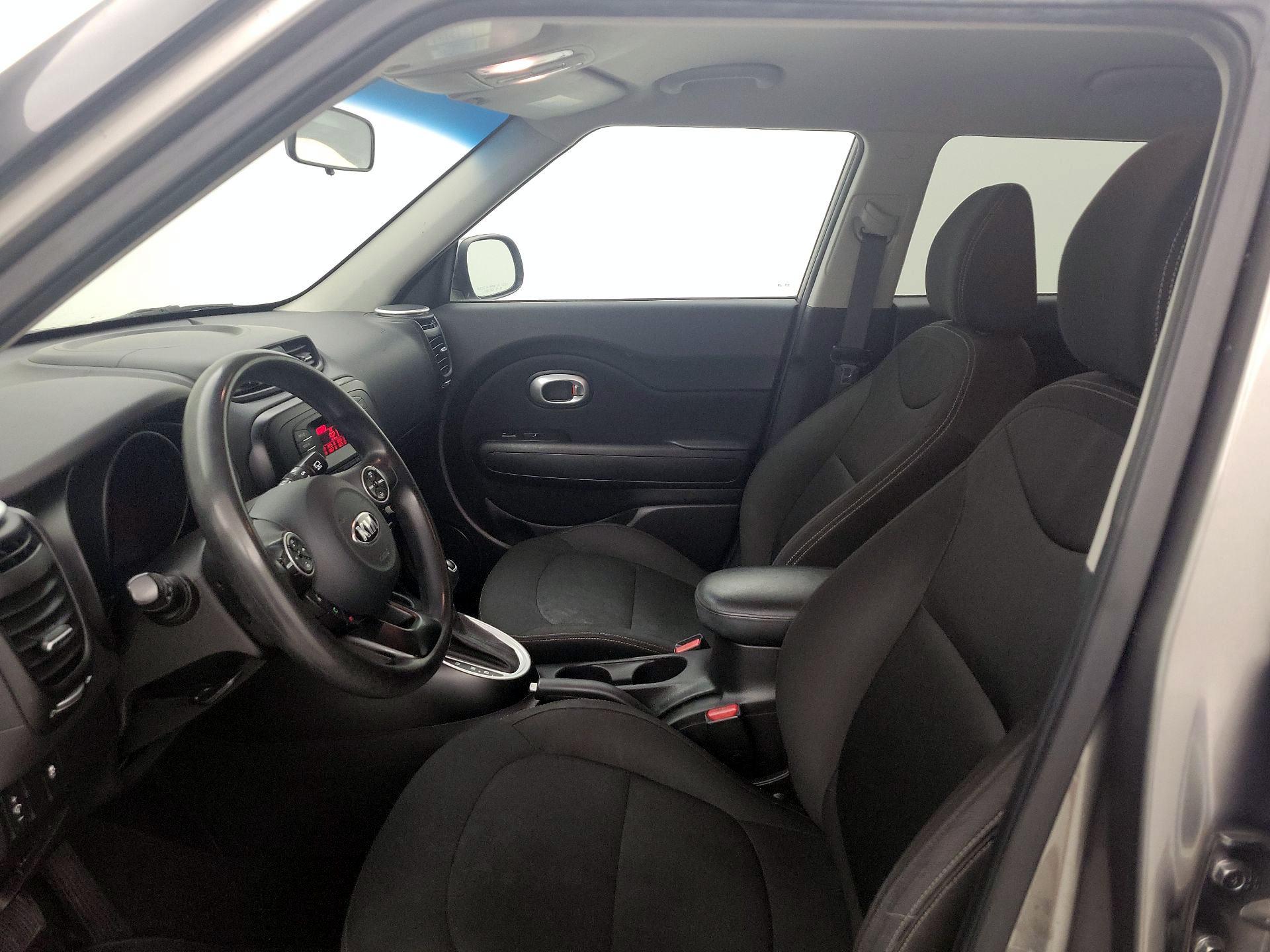 Thumbnail: 2016 Kia Soul - 11