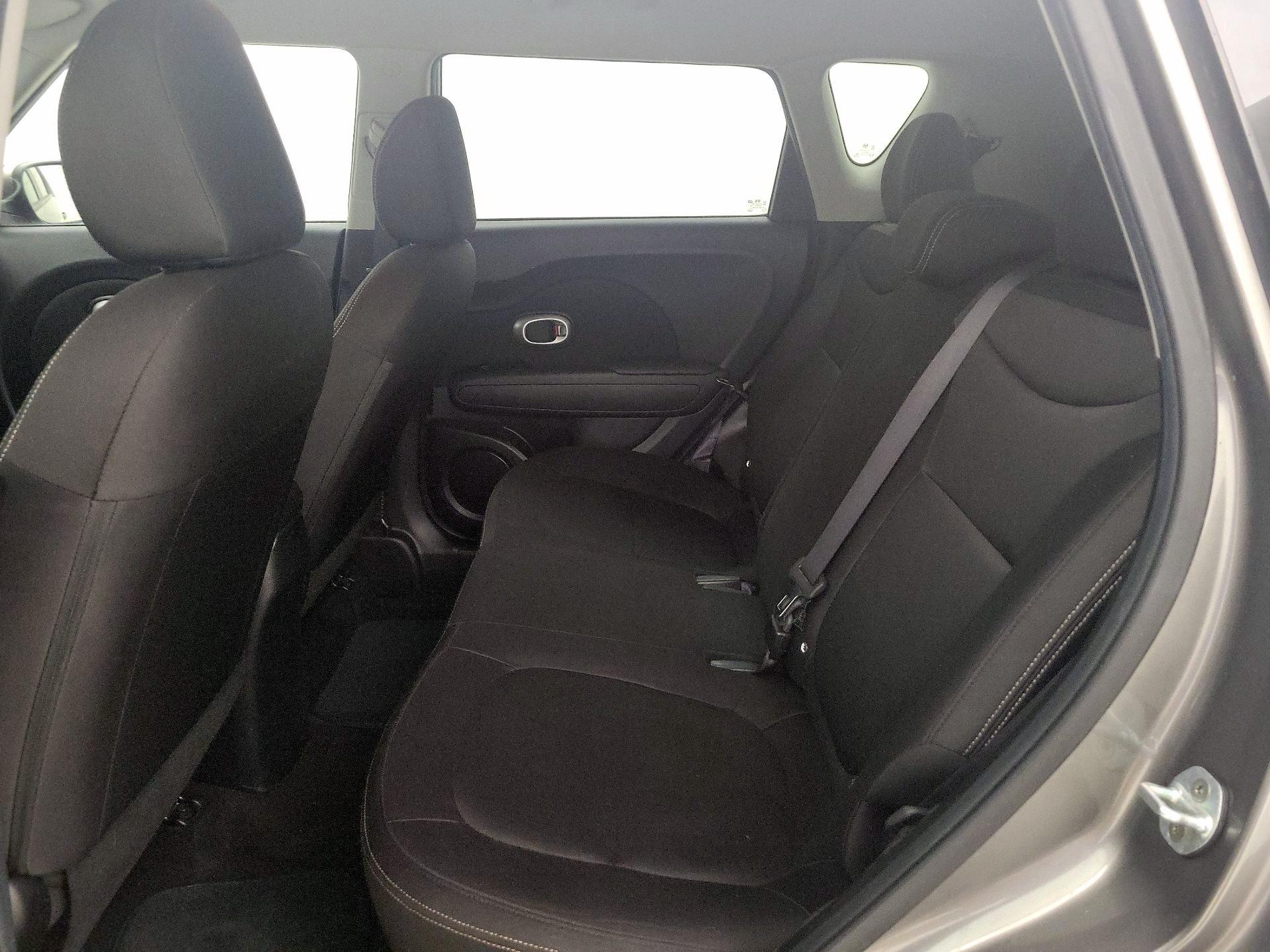 Thumbnail: 2016 Kia Soul - 18