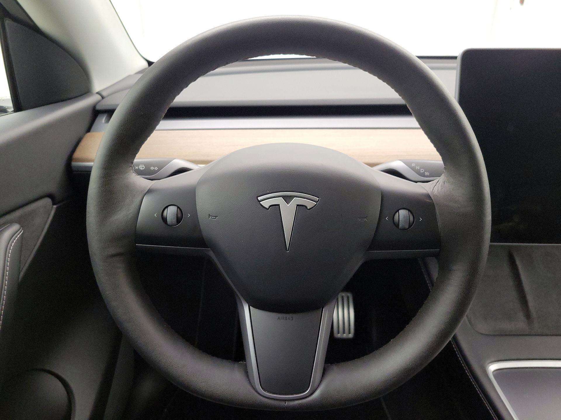 Thumbnail: 2022 Tesla Model Y - 10