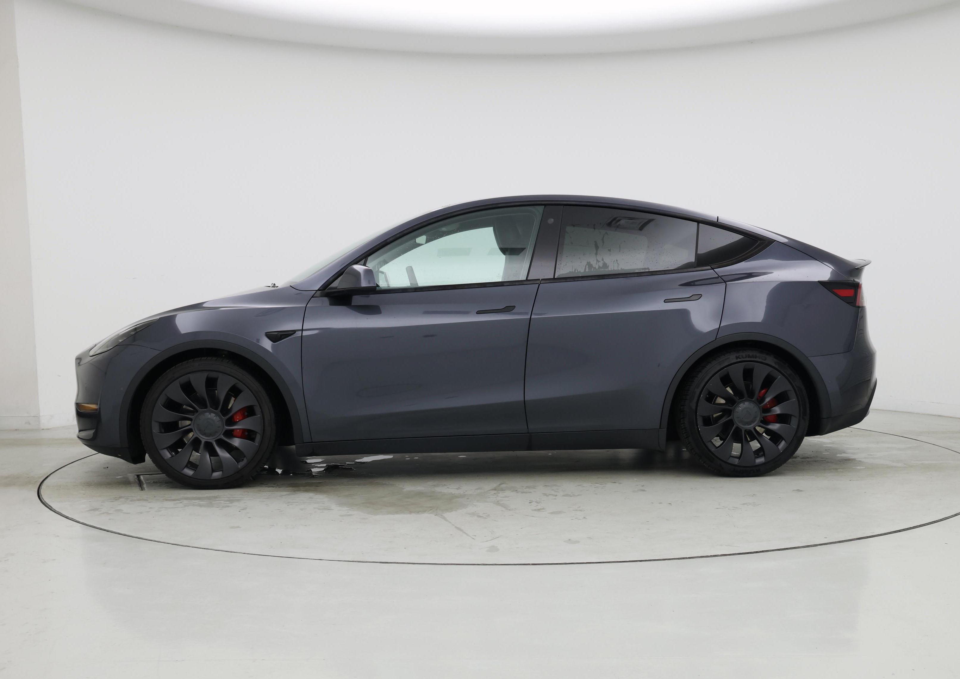 Thumbnail: 2022 Tesla Model Y - 3