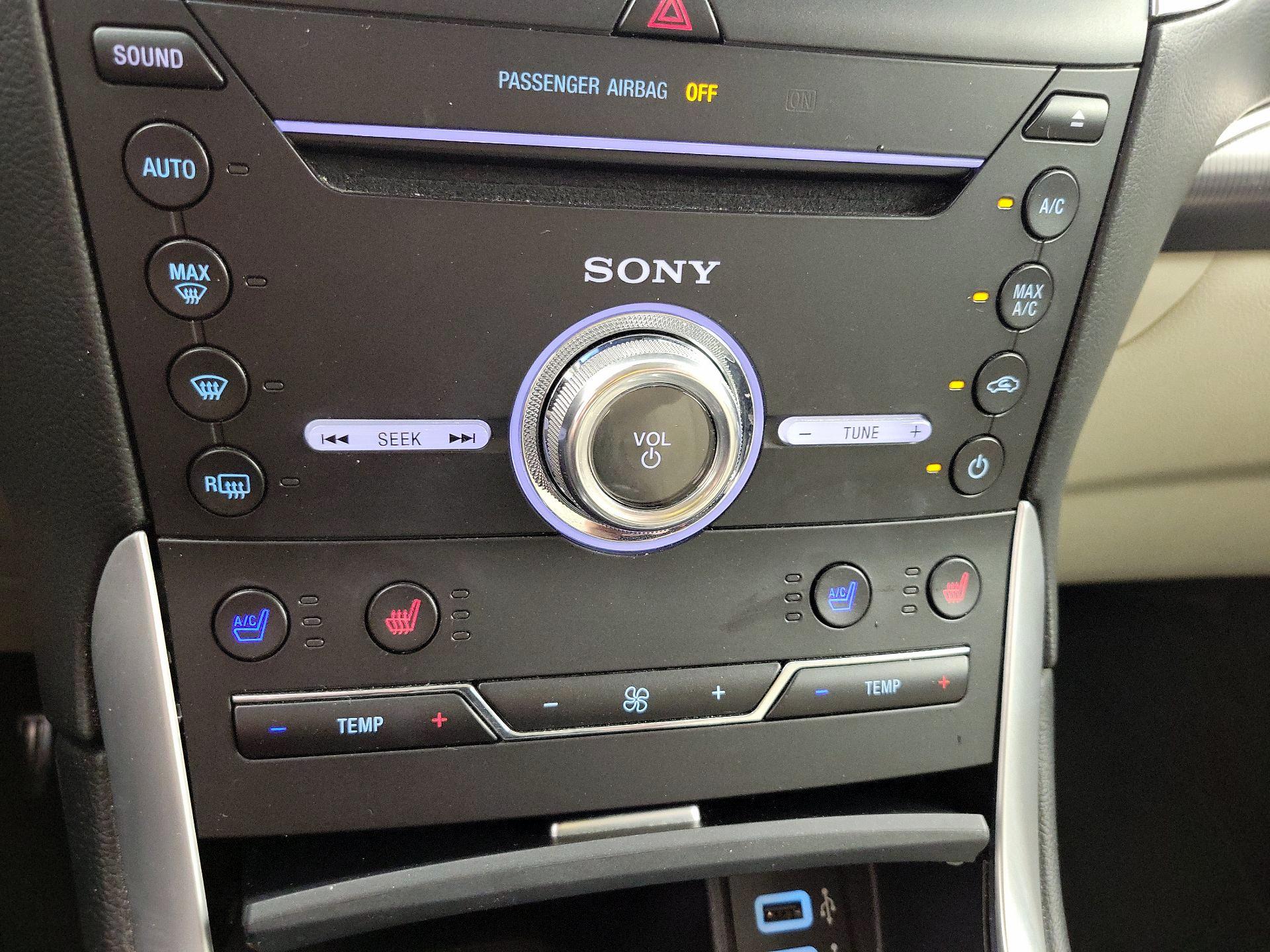 Thumbnail: 2018 Ford Edge - 16